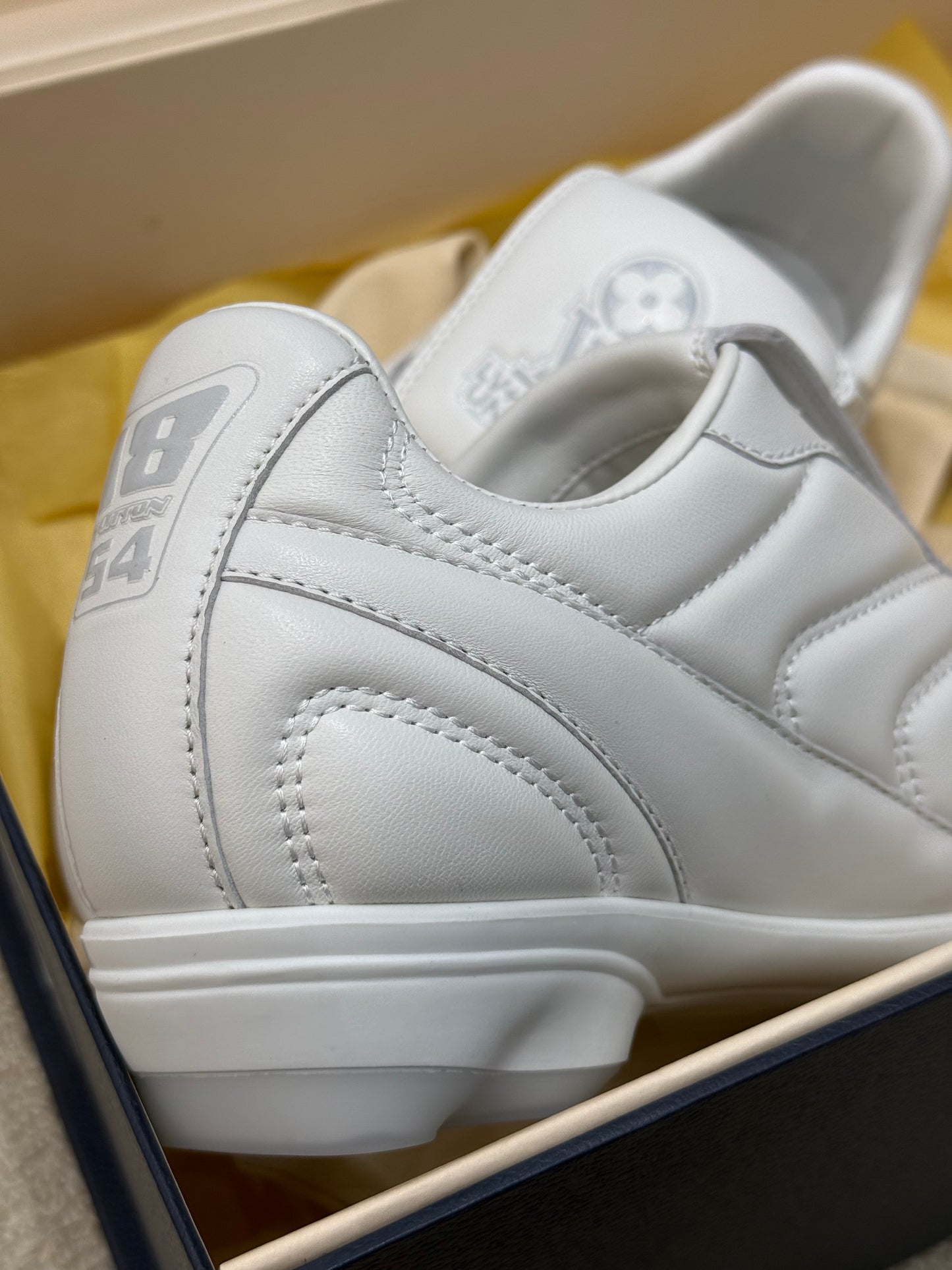LOU FOOTPRINT SNEAKER