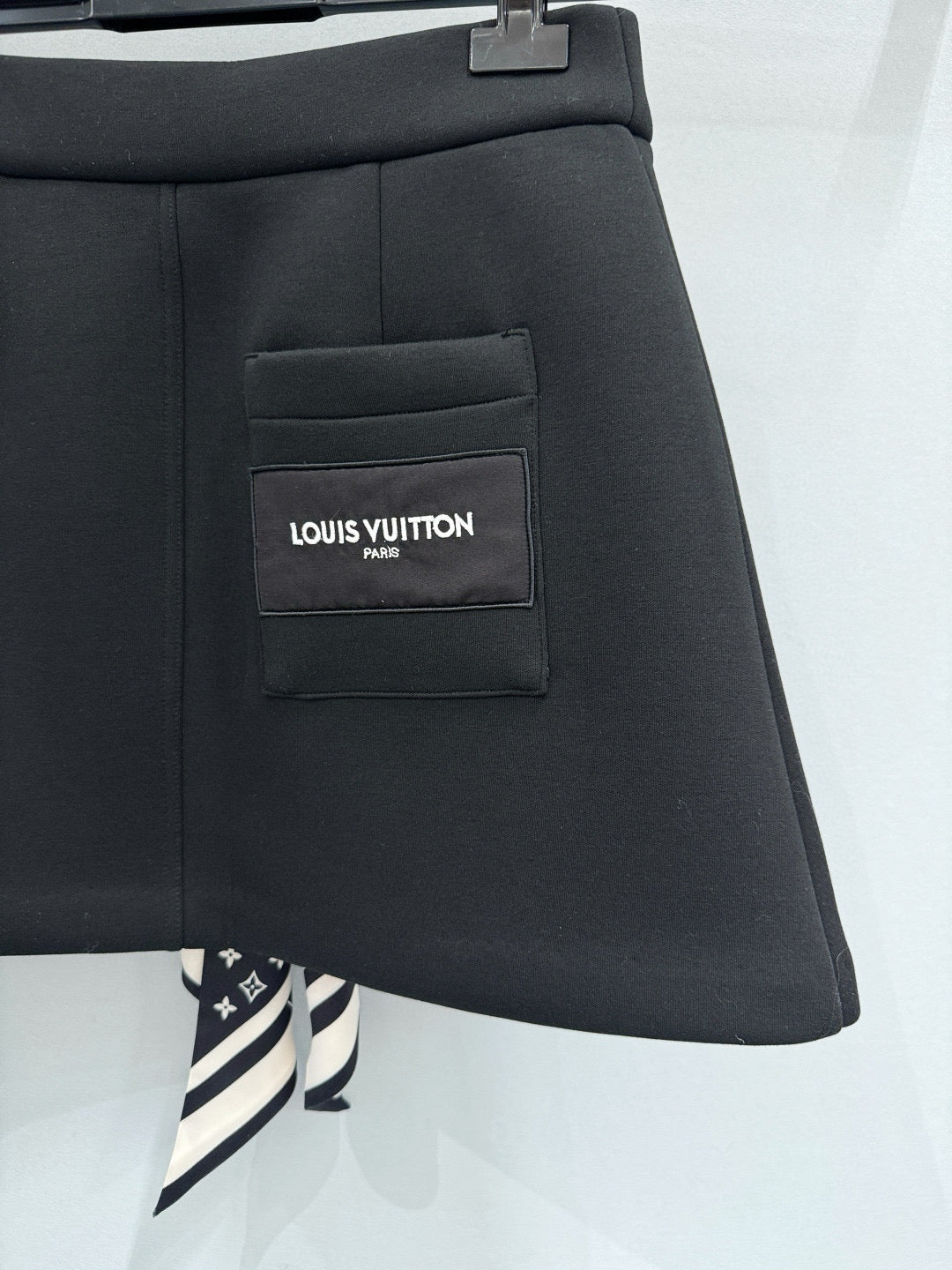 LOU SKIRT