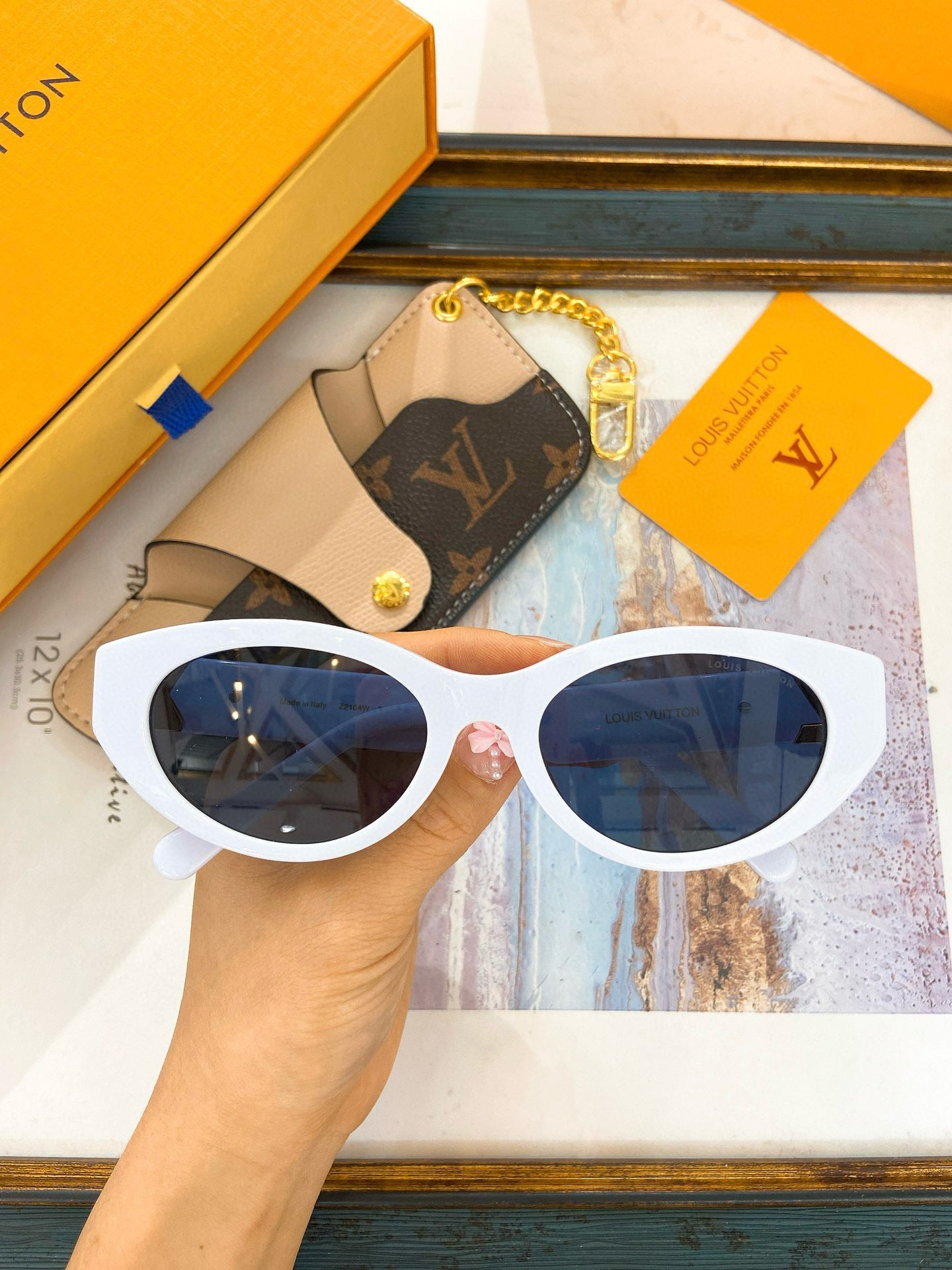 LOU SUNGLASSES