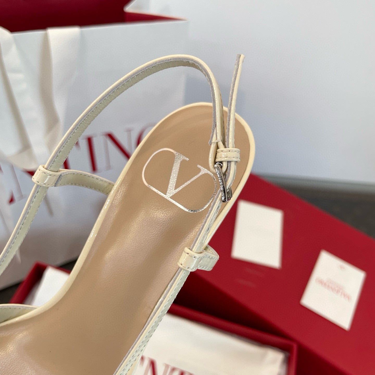 VAL HEELS
