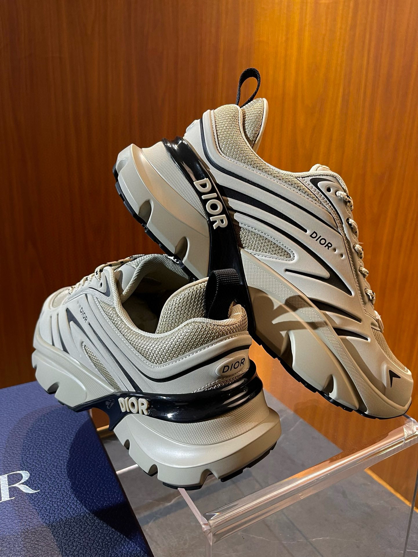 CD B44 SNEAKER