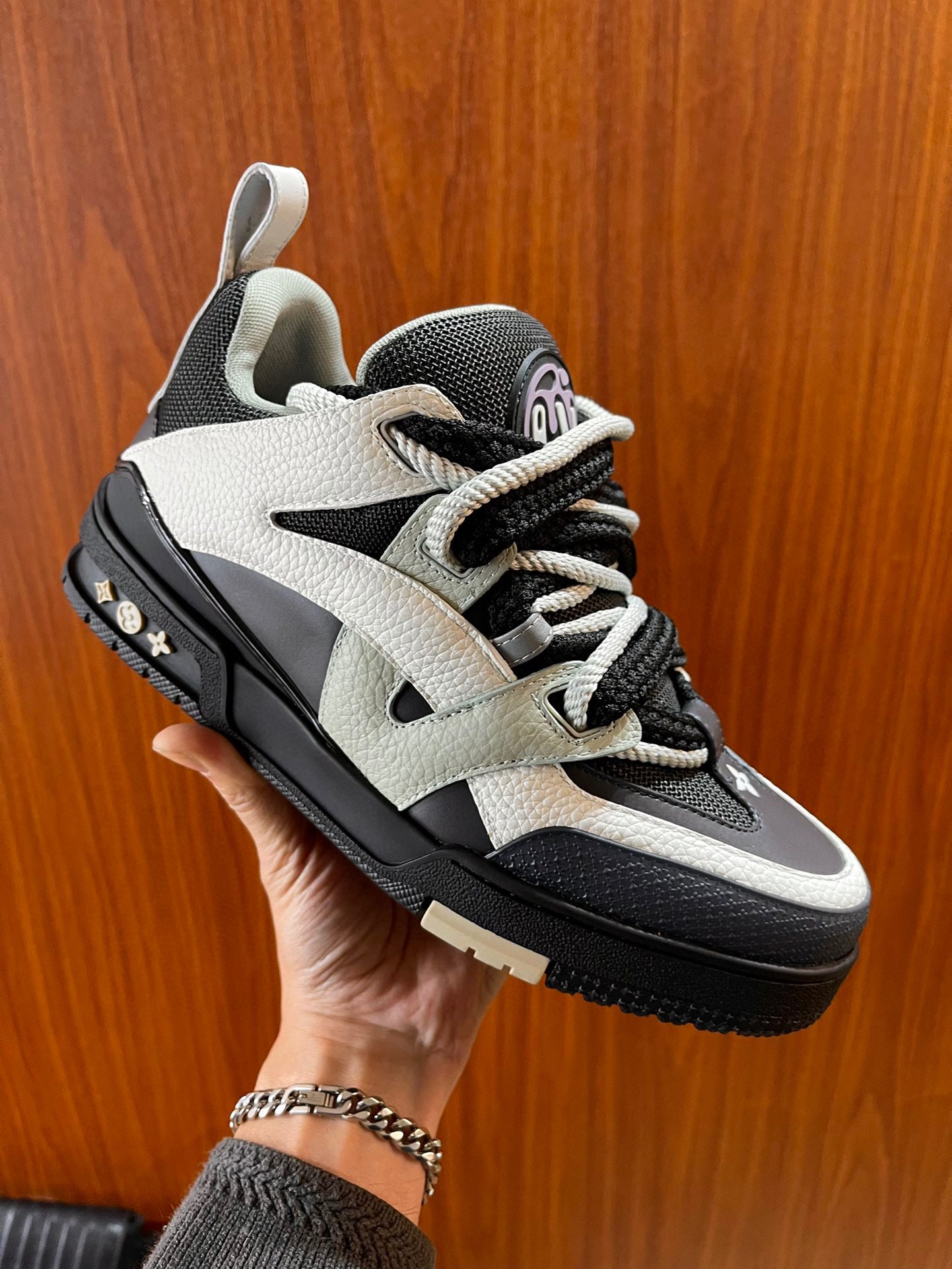 LOU TRAINERS