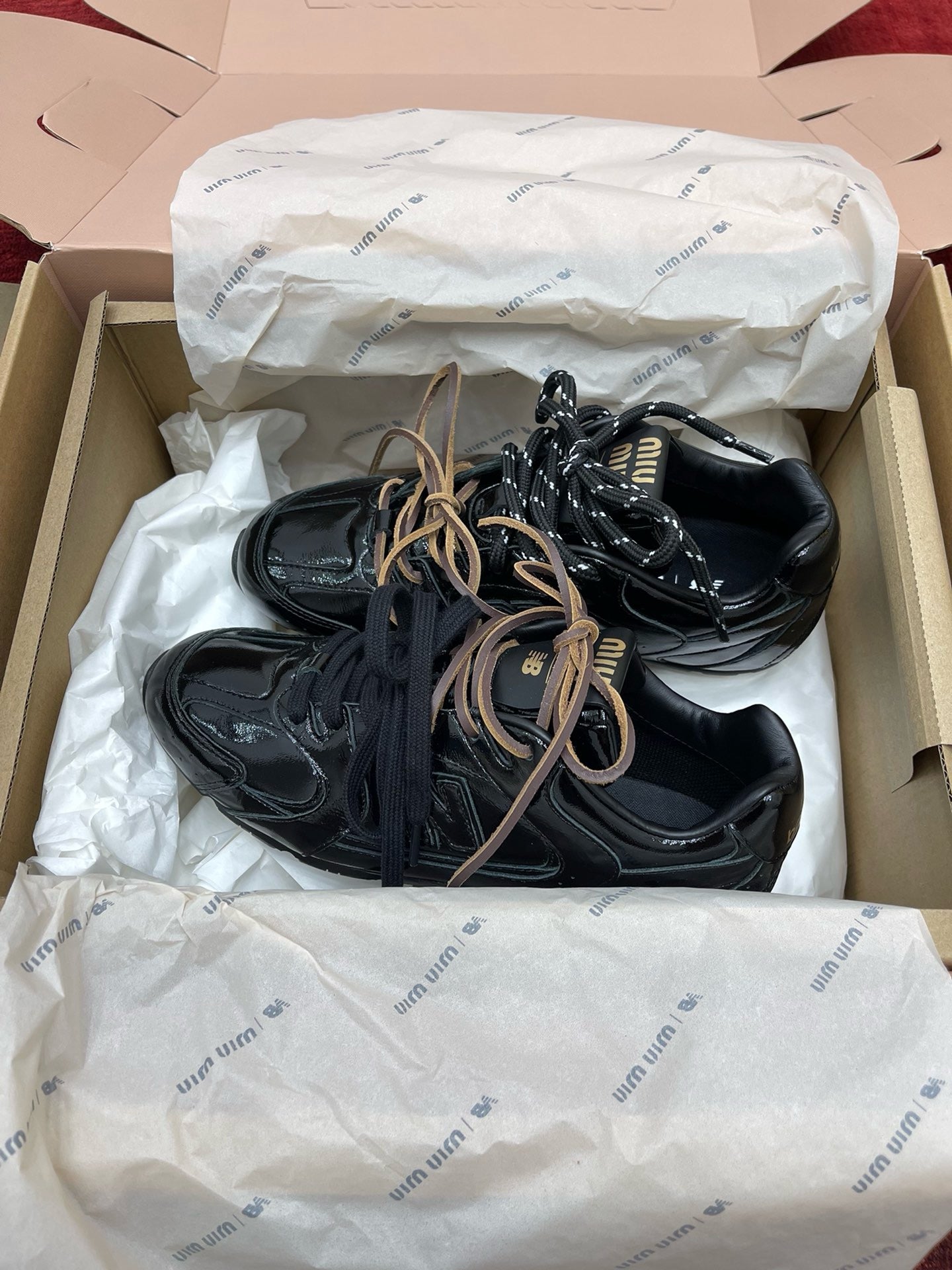 MIU M x NEW BALANCE TRAINERS