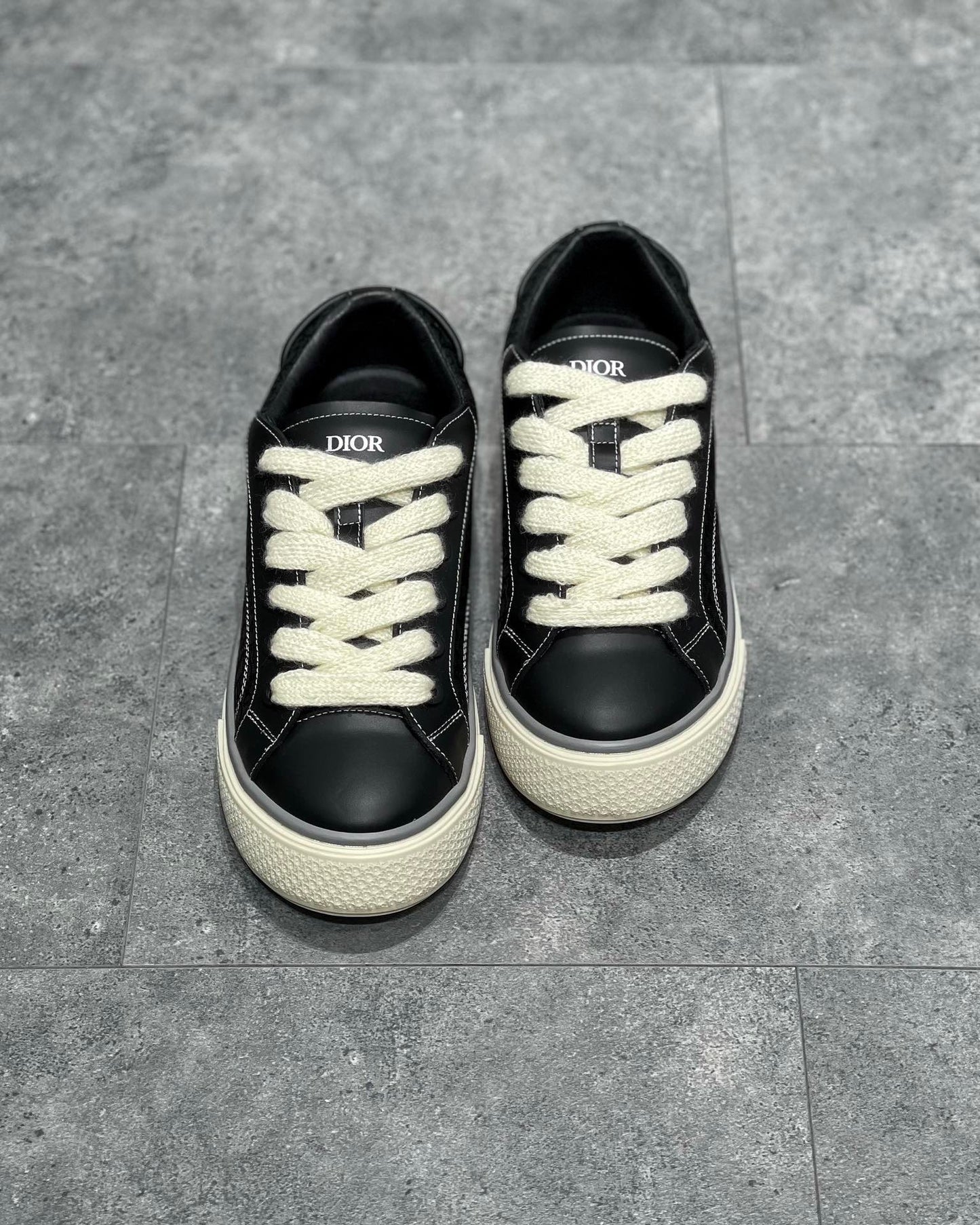 CD B33 SNEAKER