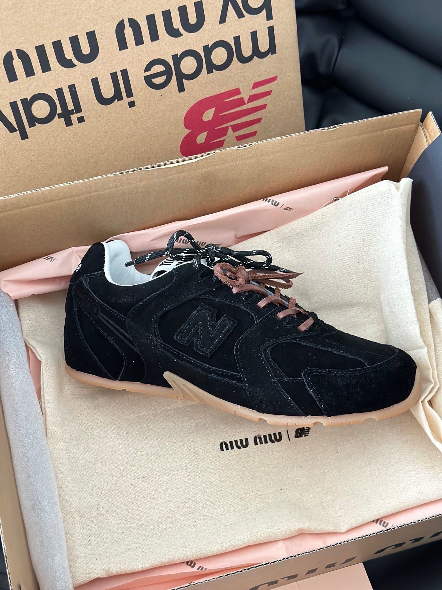 MIU M x NEW BALANCE TRAINERS