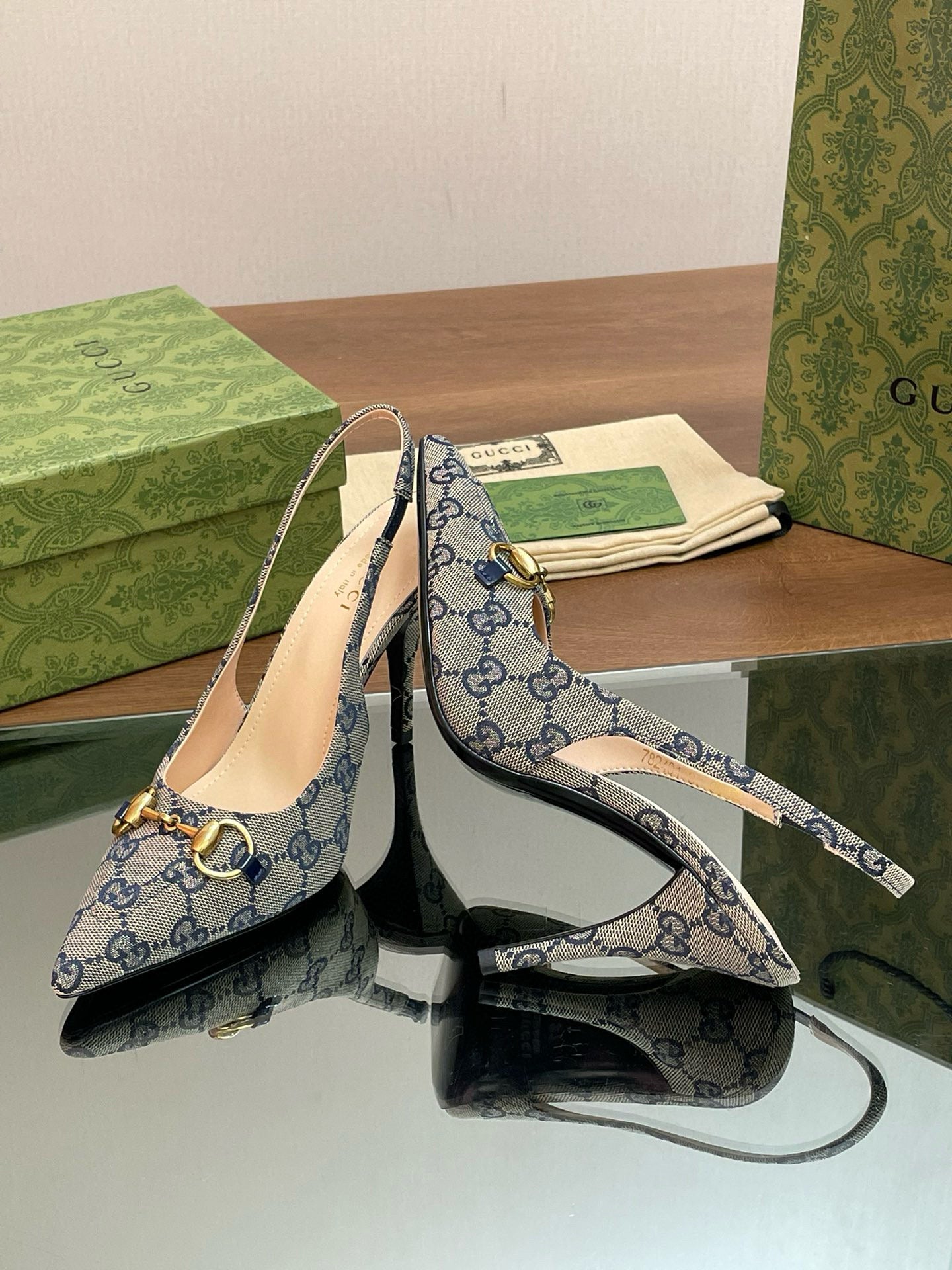 GG HEELS