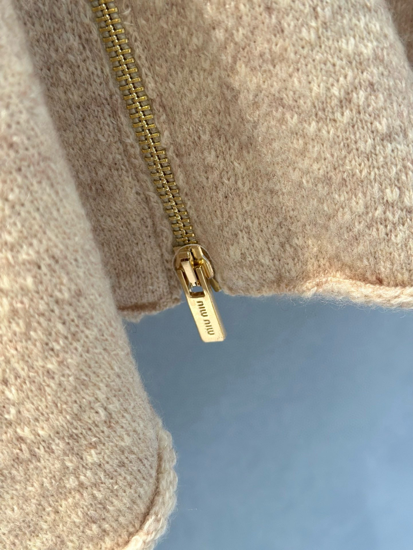 MIU M ZIP HOODIE