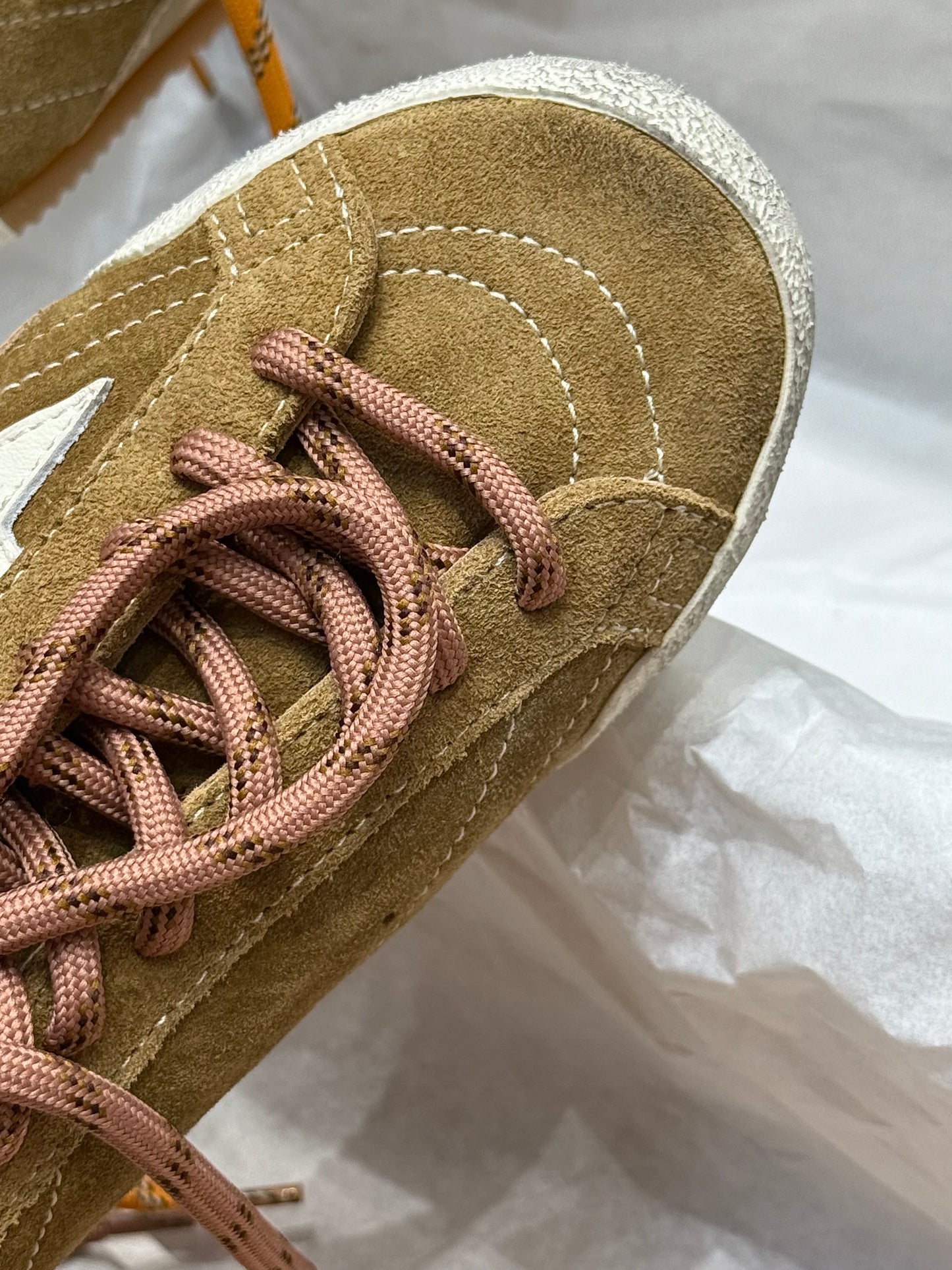 GOLDEN G TRAINERS