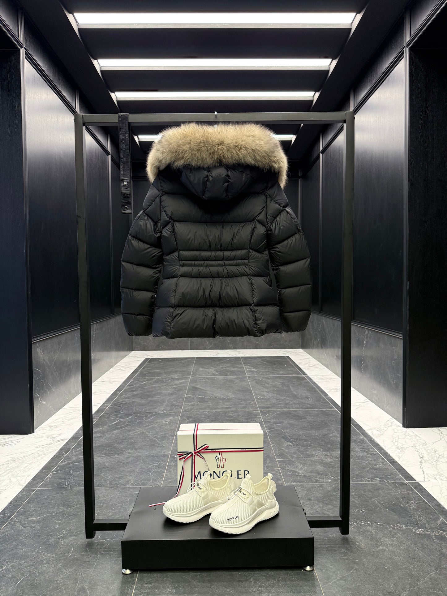 MONC BOED JACKET
