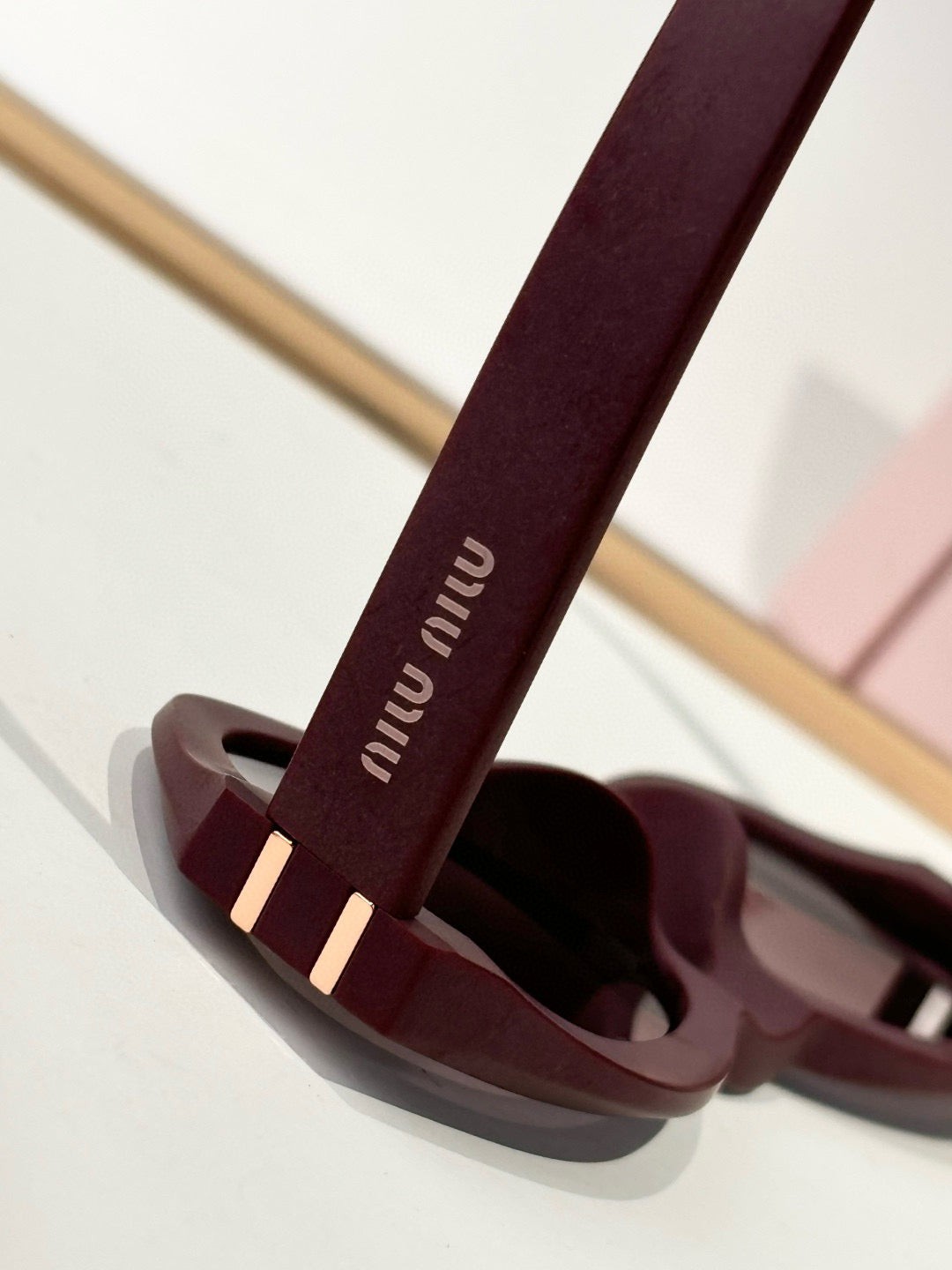 MIU M SUNGLASSES
