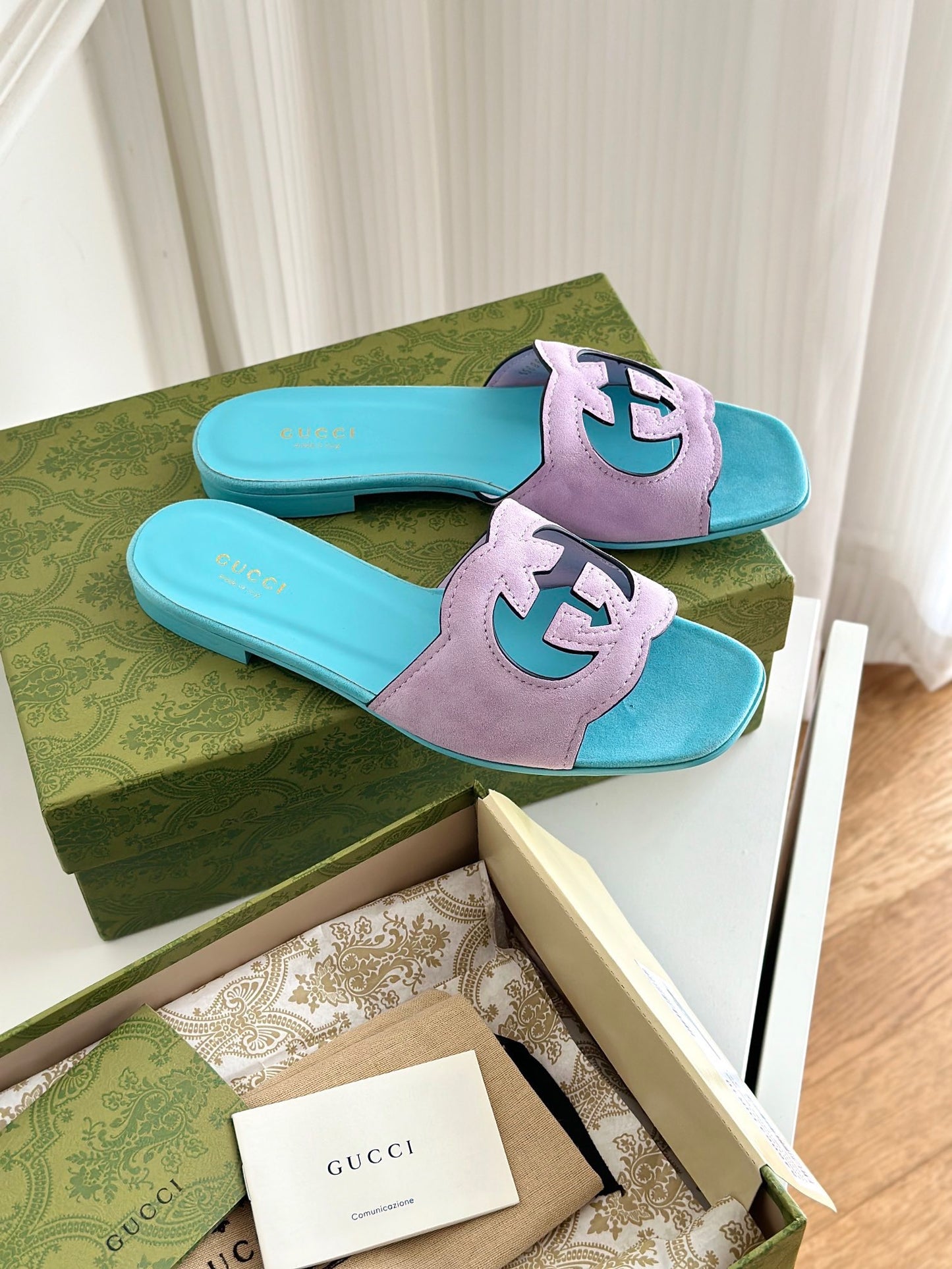 GG CUT OUT SANDALS