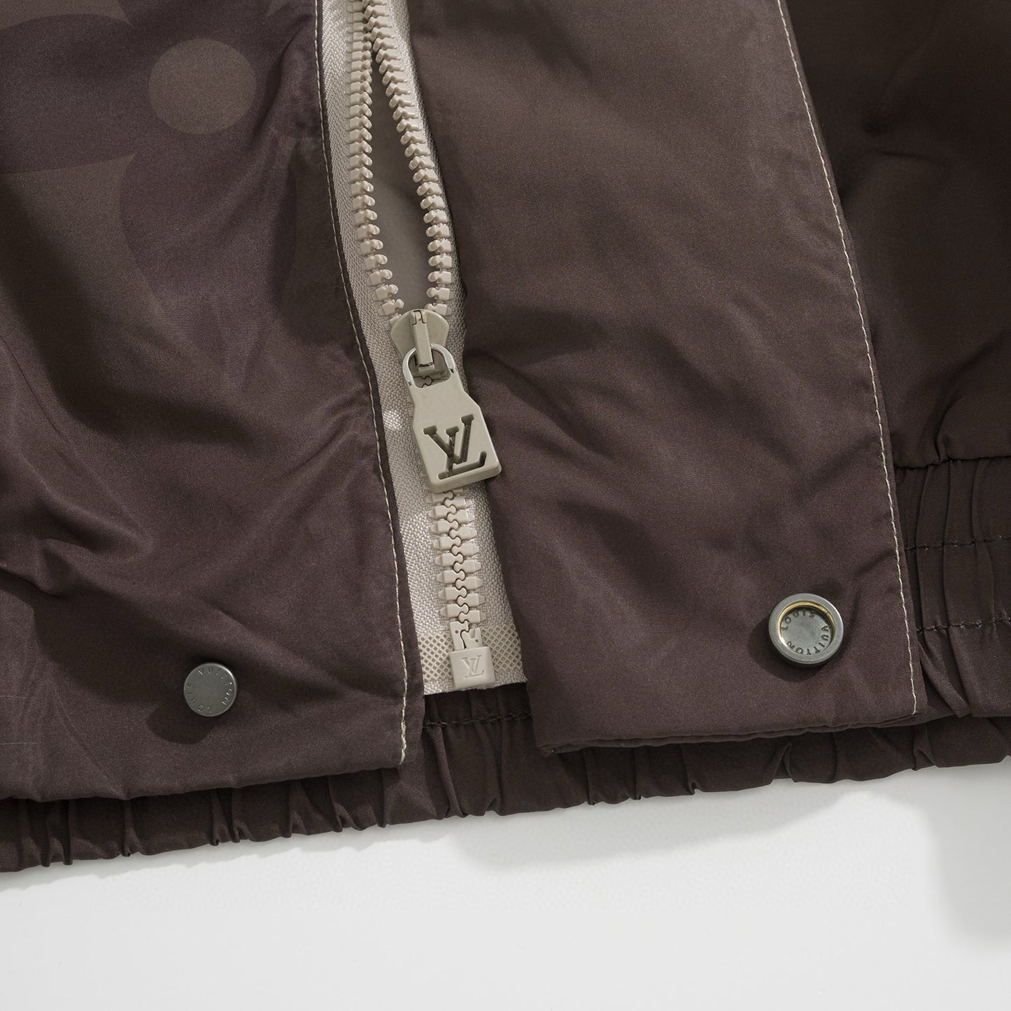 LOU WINDBREAKER