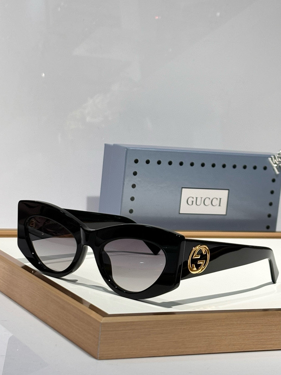 GG SUNGLASSES