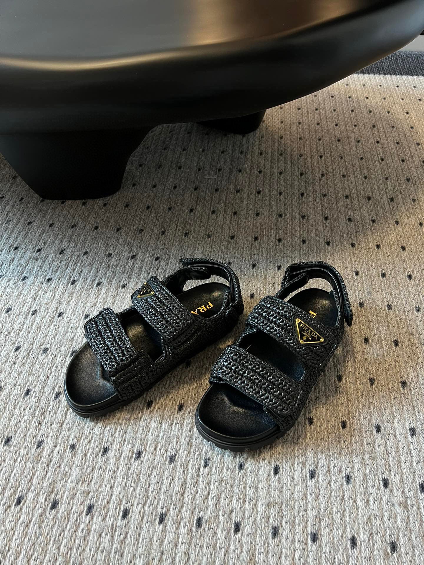 PD SANDALS
