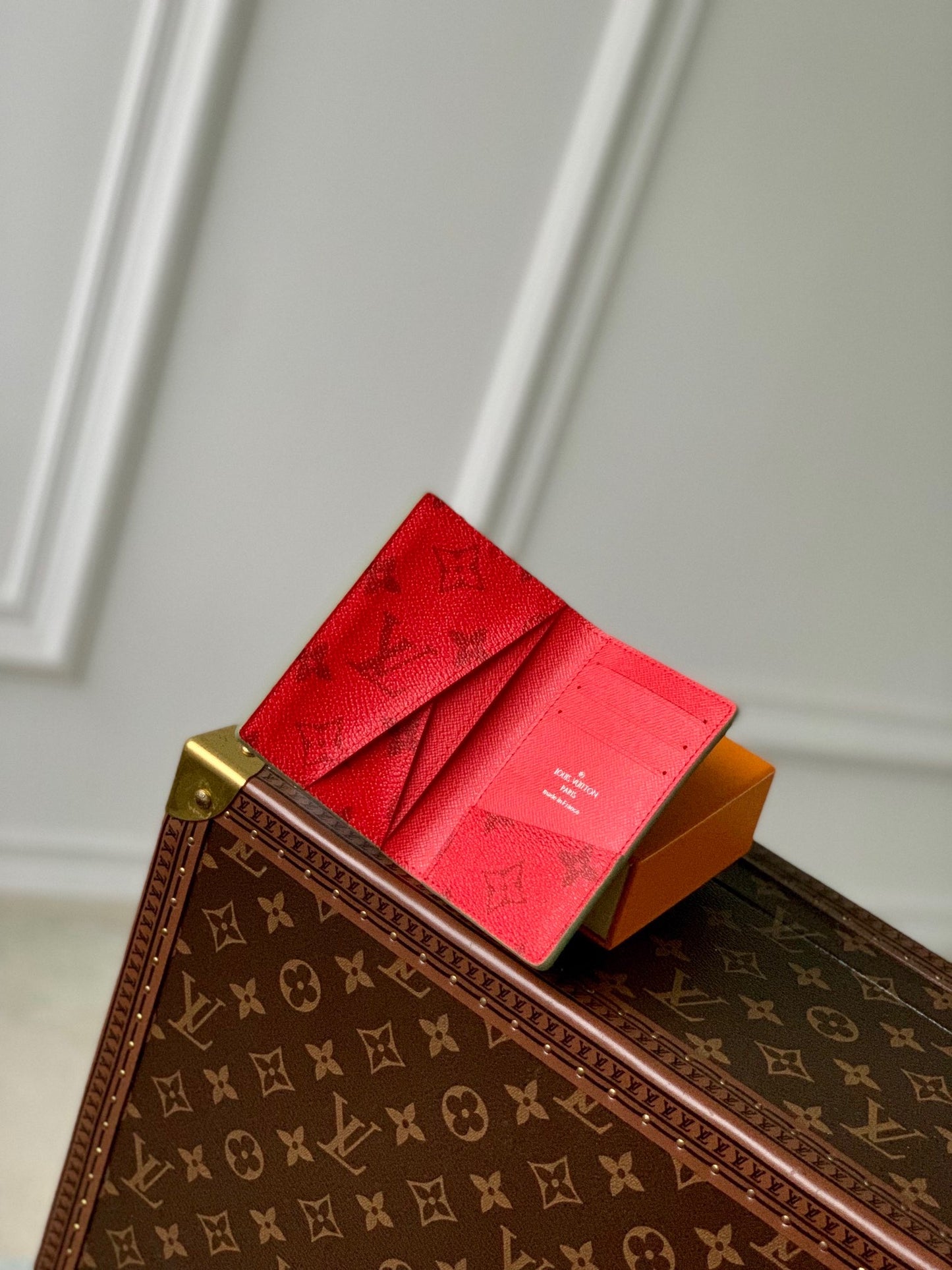 LOU WALLET