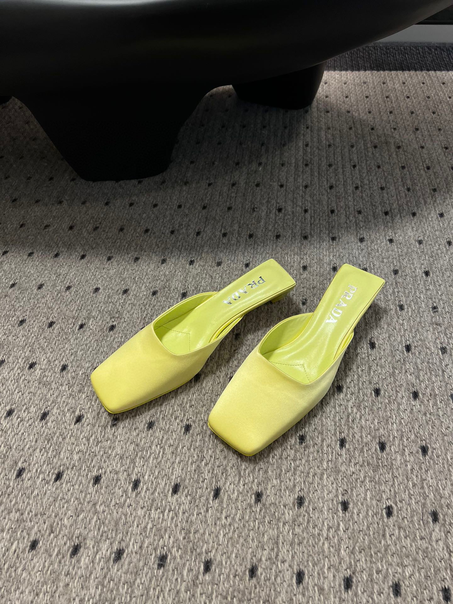 PD HEELS