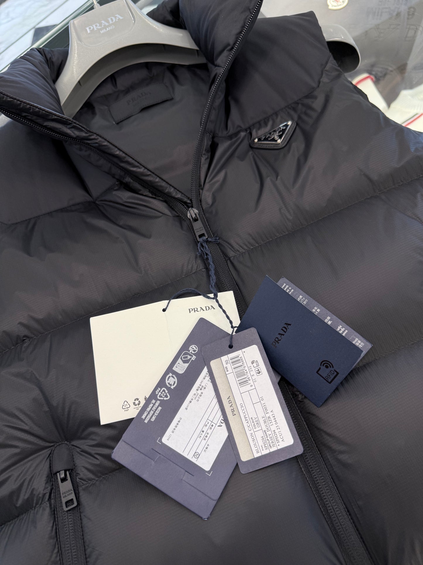 PD VEST