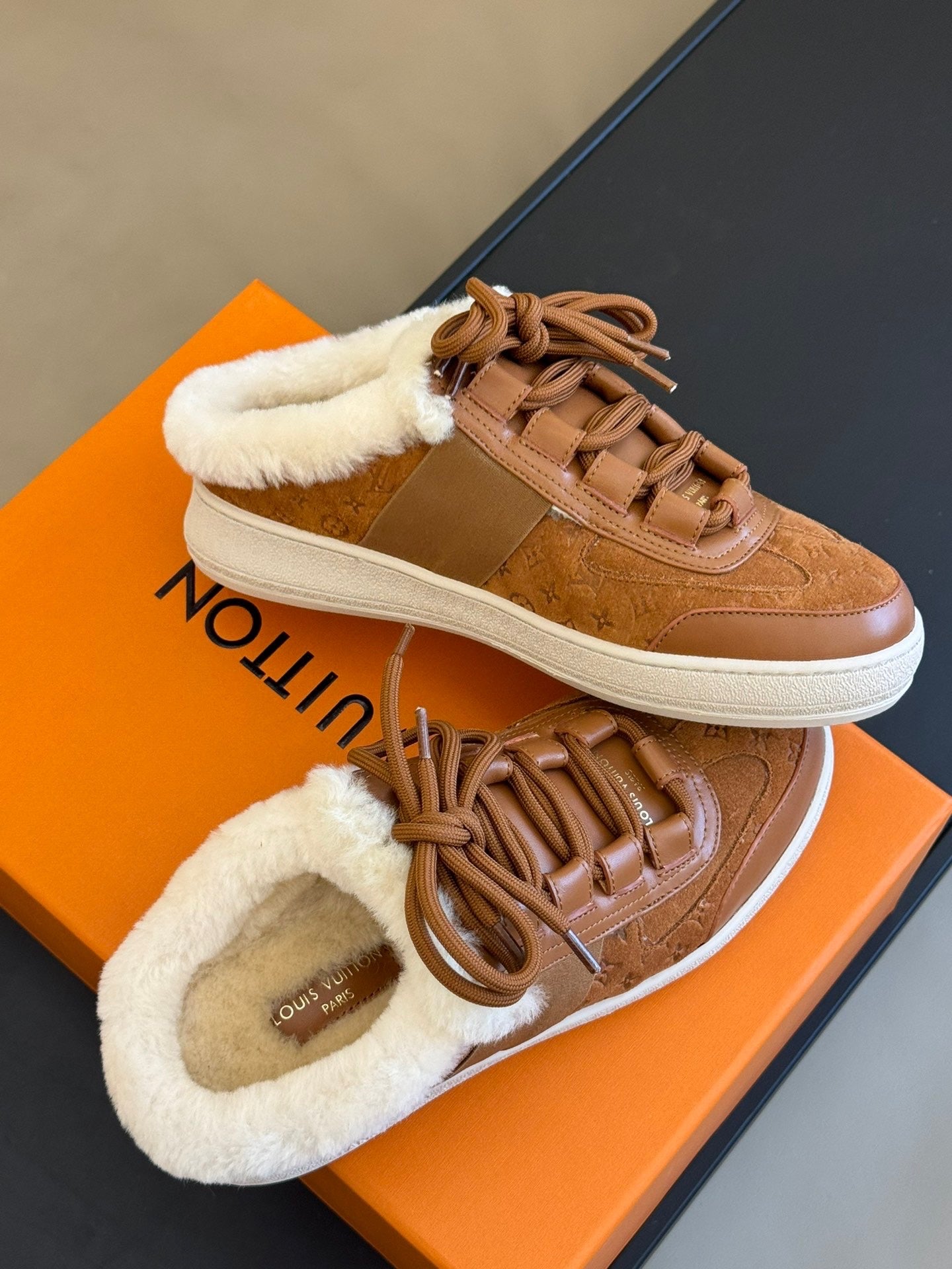 LOU OPEN BACK SNEAKERS
