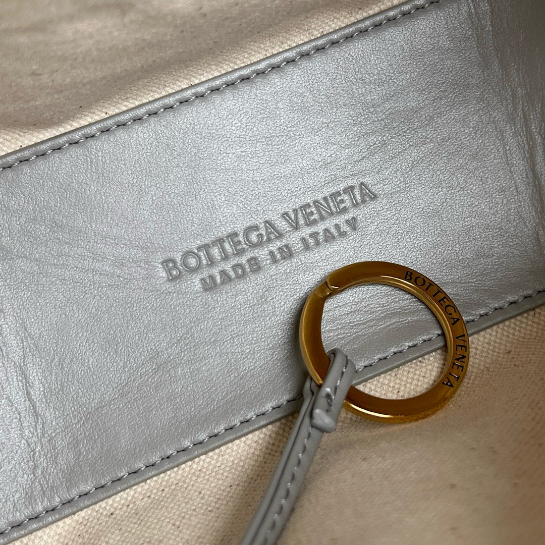 BOTT TOP HANDLE LOOP BAG