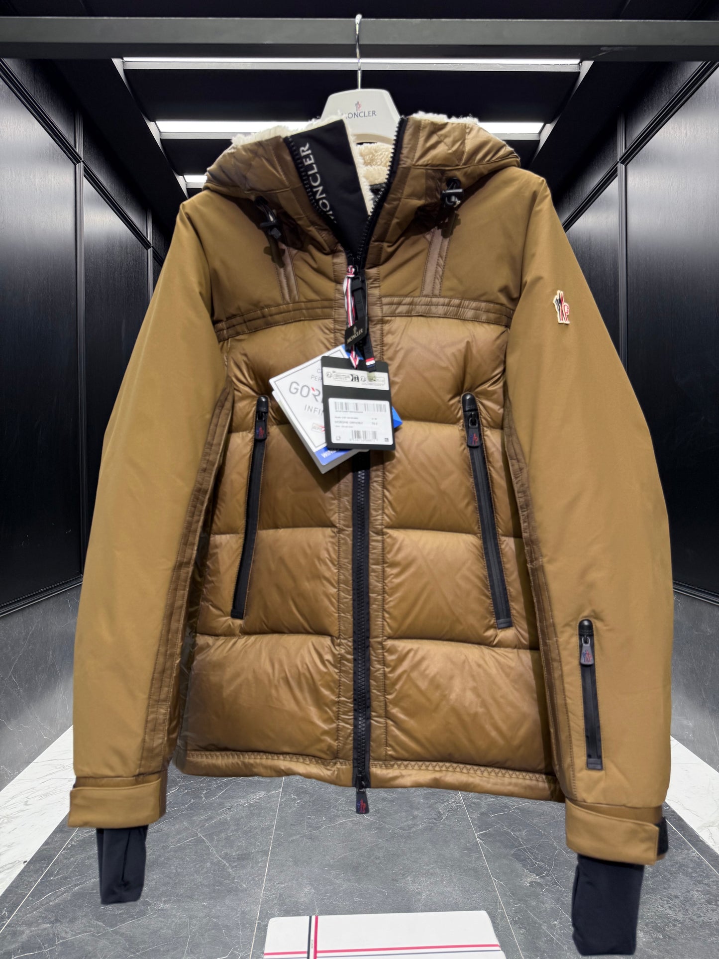 MONC MORGINS JACKET