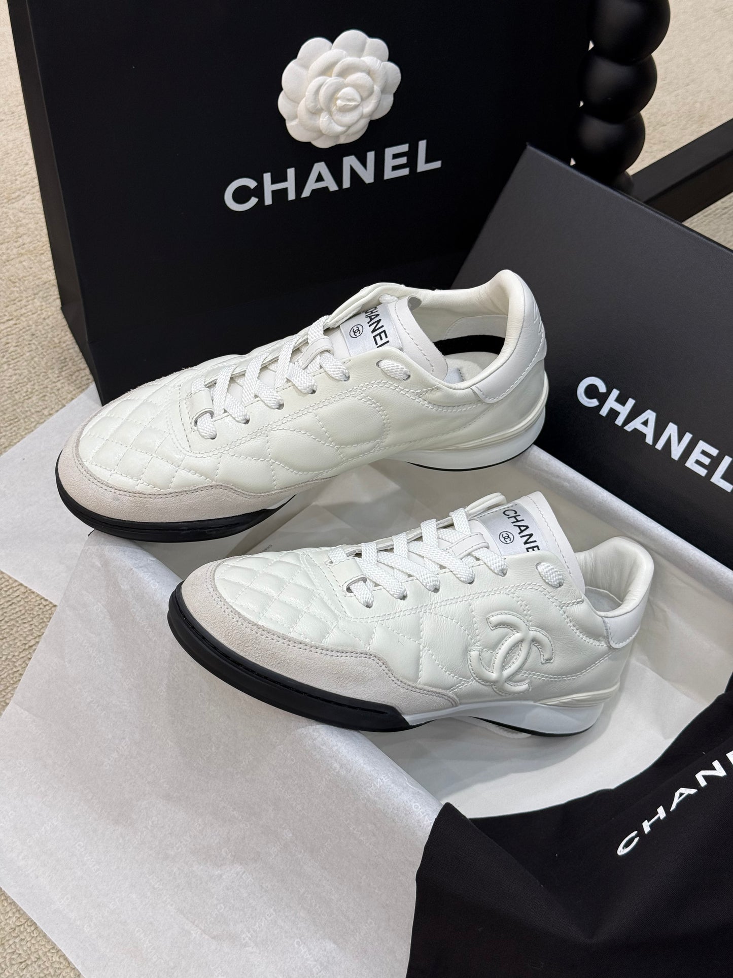CC SNEAKER