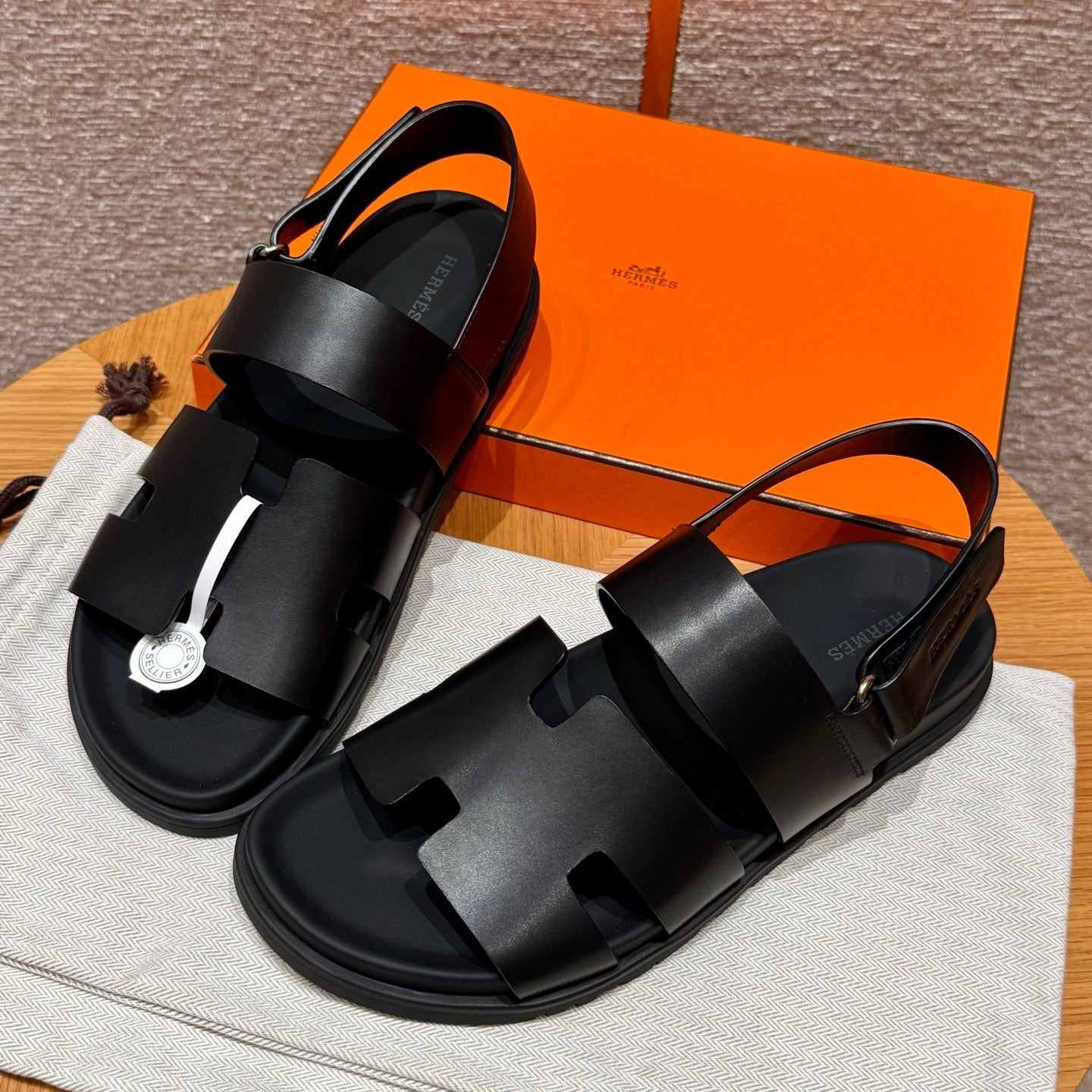 HERM GENIUS SANDALS
