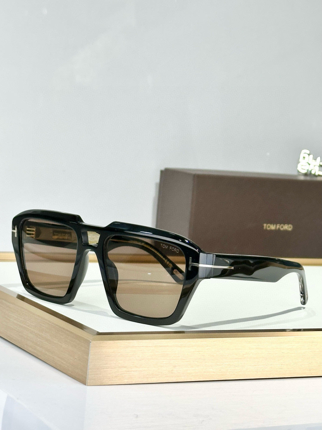 TOM F SUNGLASSES