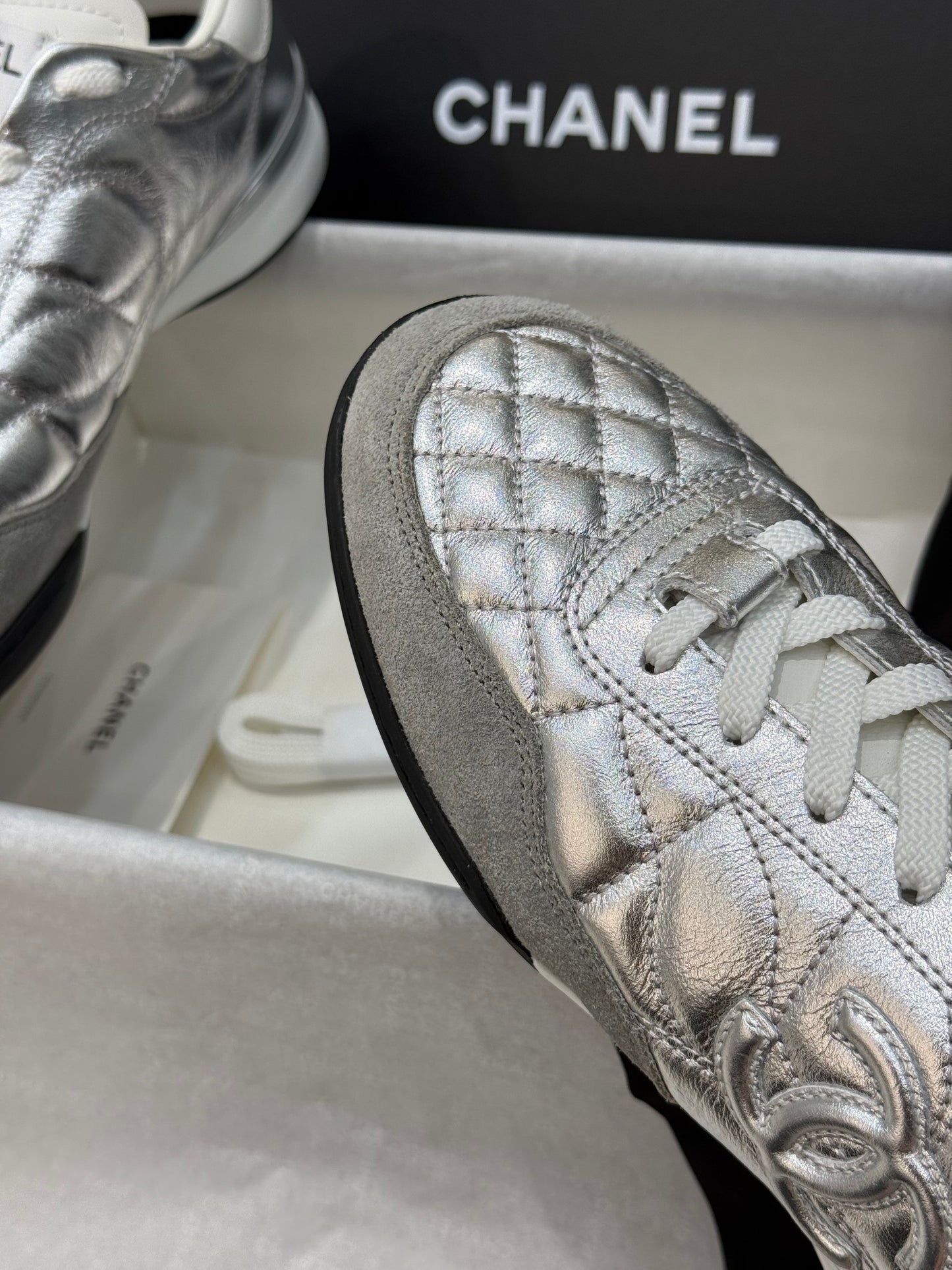 CC SNEAKER