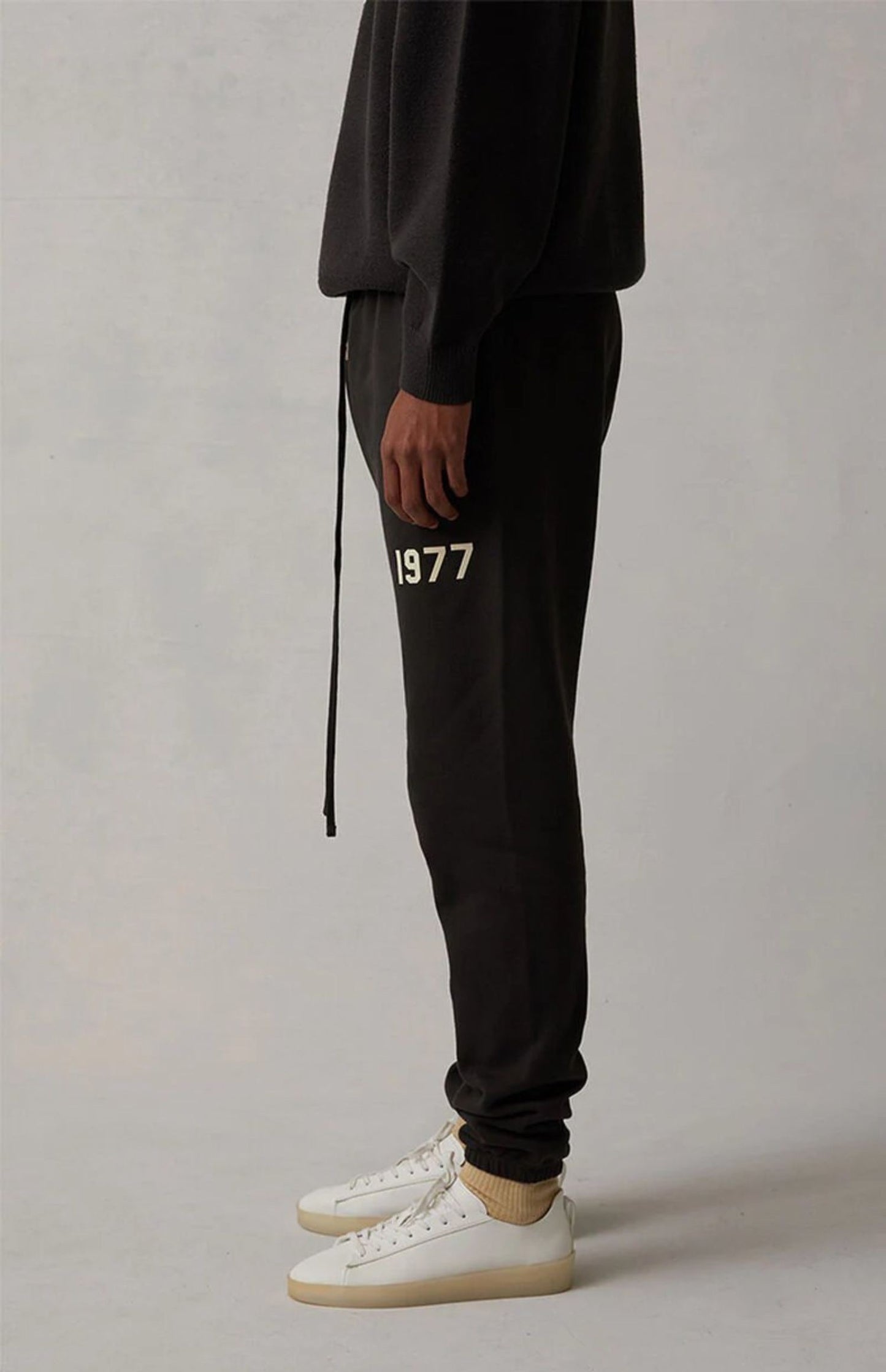 FOG ESSENTIALS JOGGERS