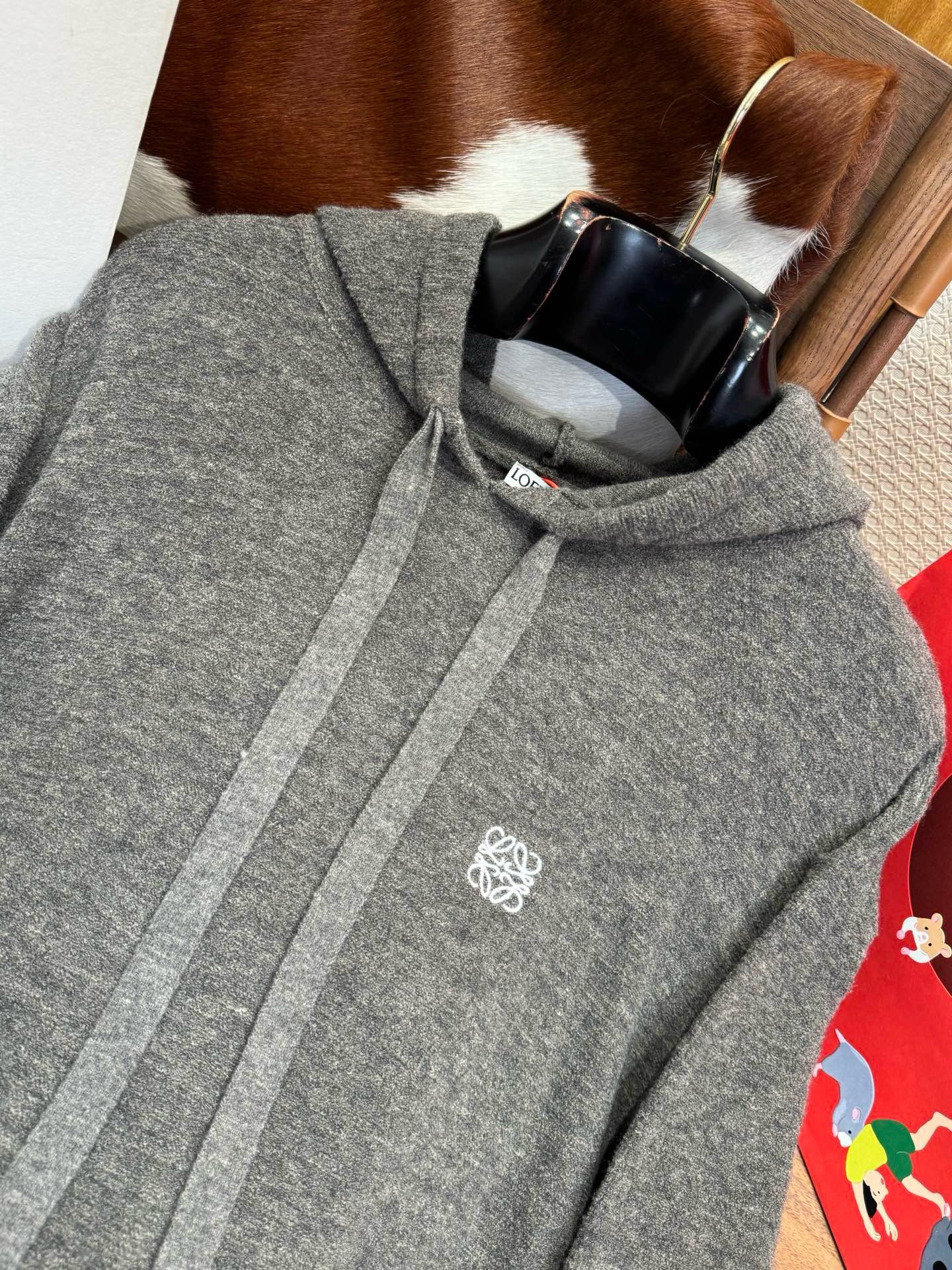 LOEW HOODIE