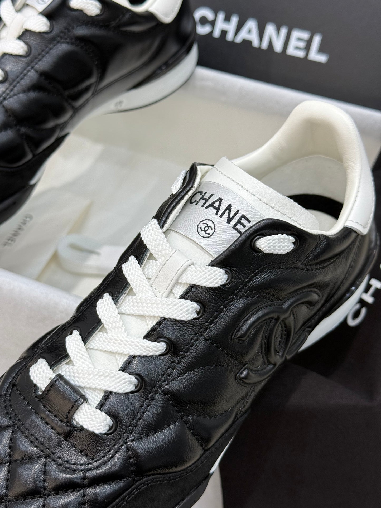 CC SNEAKER