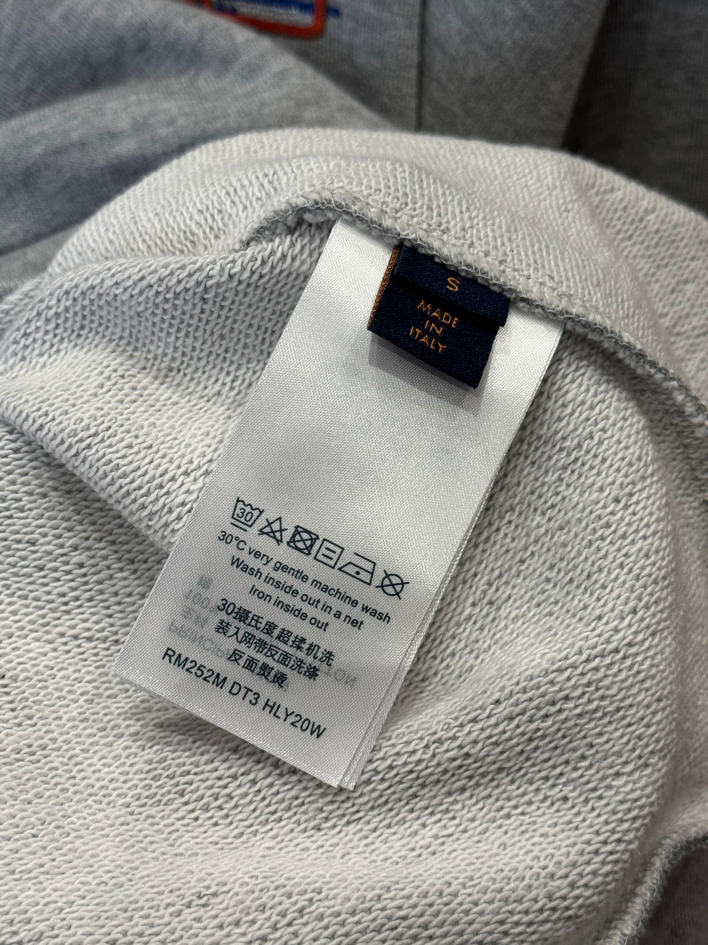 LOU SWEATSHIRT