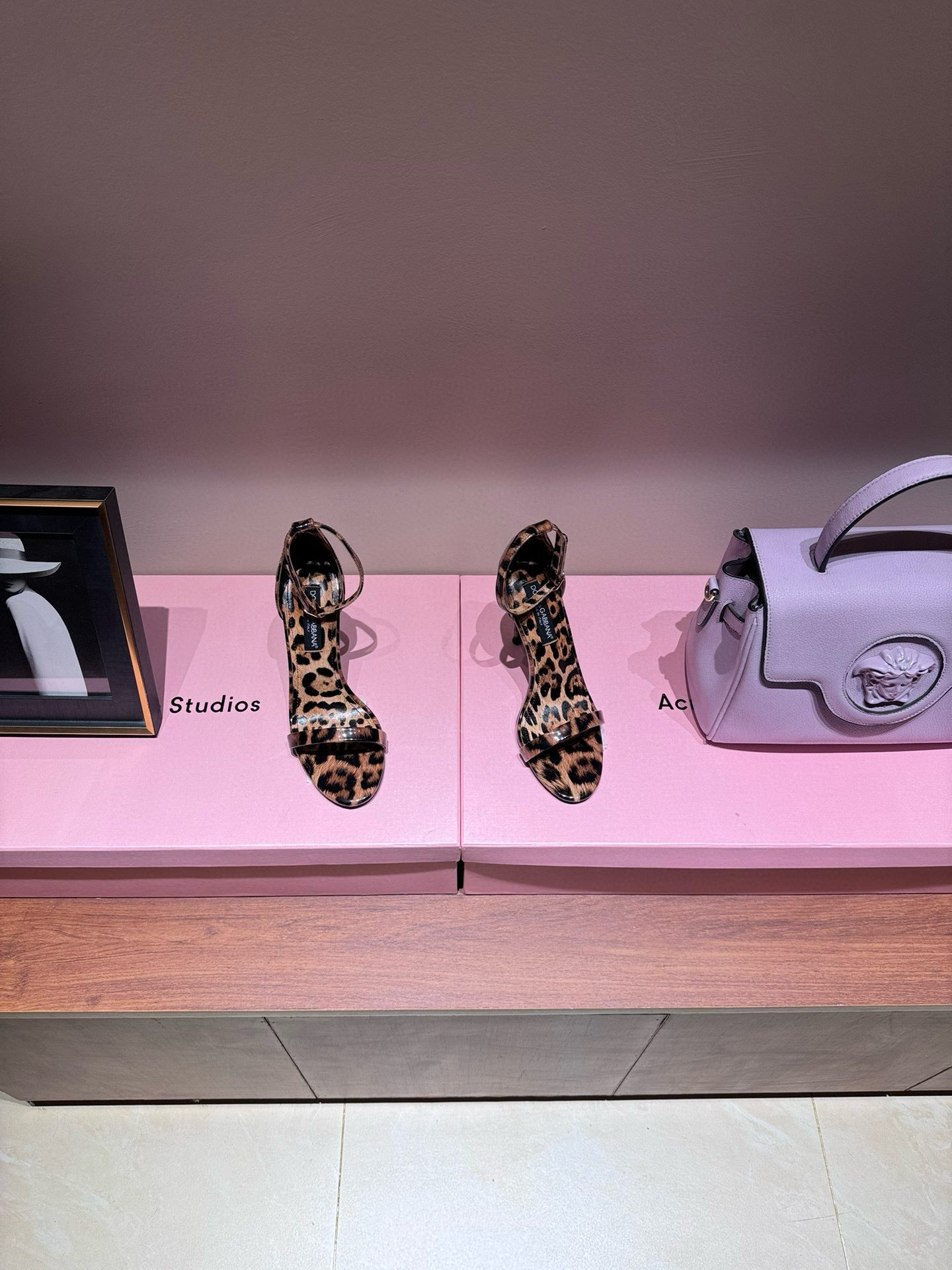 D&G HEELS