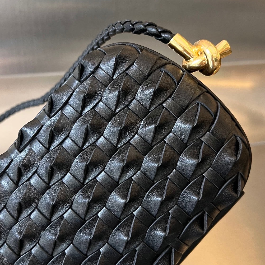 BV KNOT