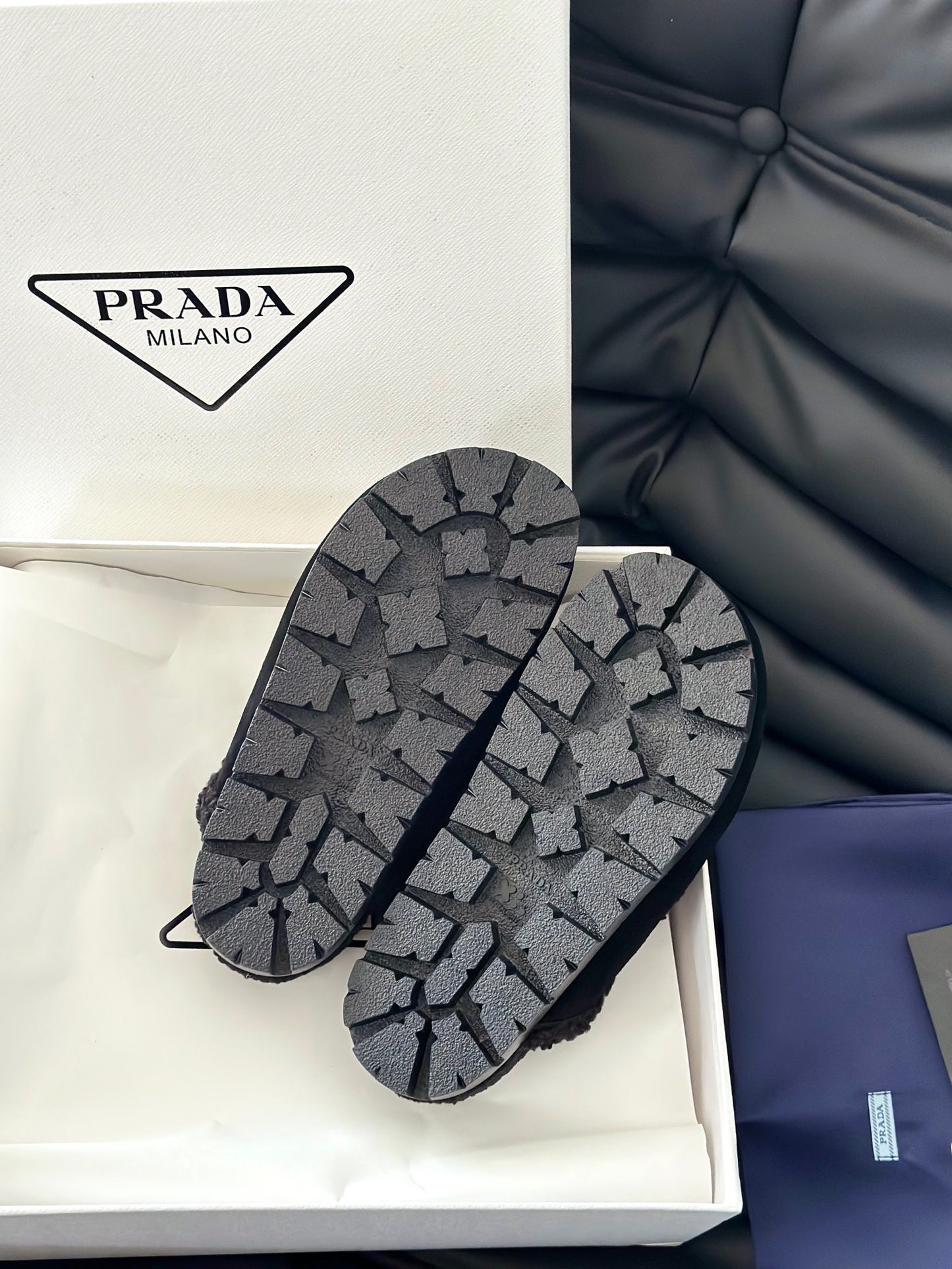 PD SHEARLING SLIPPERS