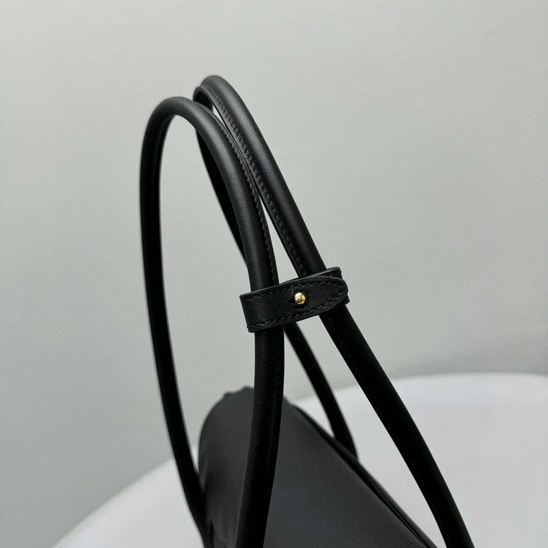 MIU M SHOULDER BAG