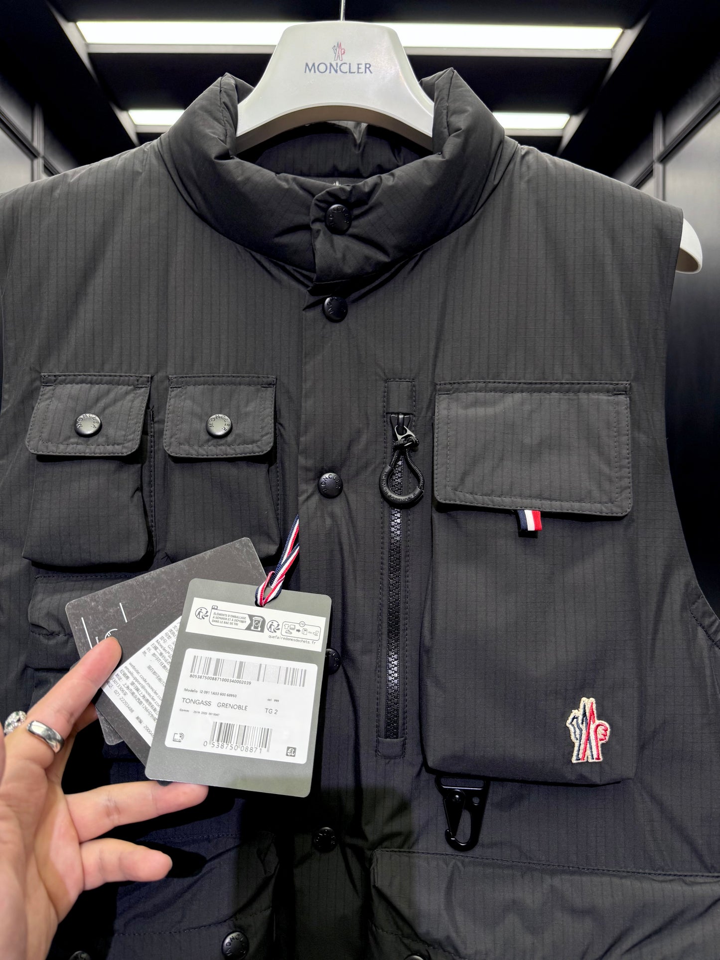 MONC TONGASS VEST
