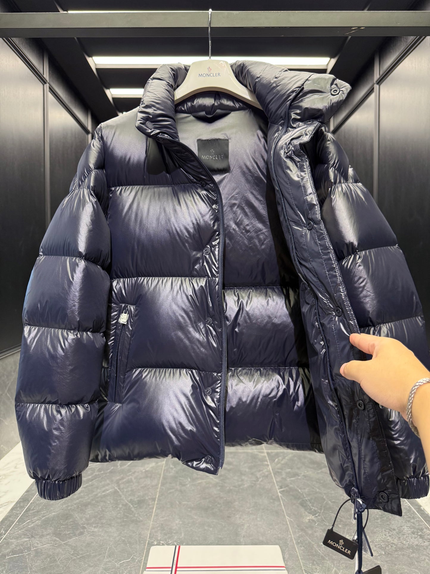 MONC LESTE JACKET