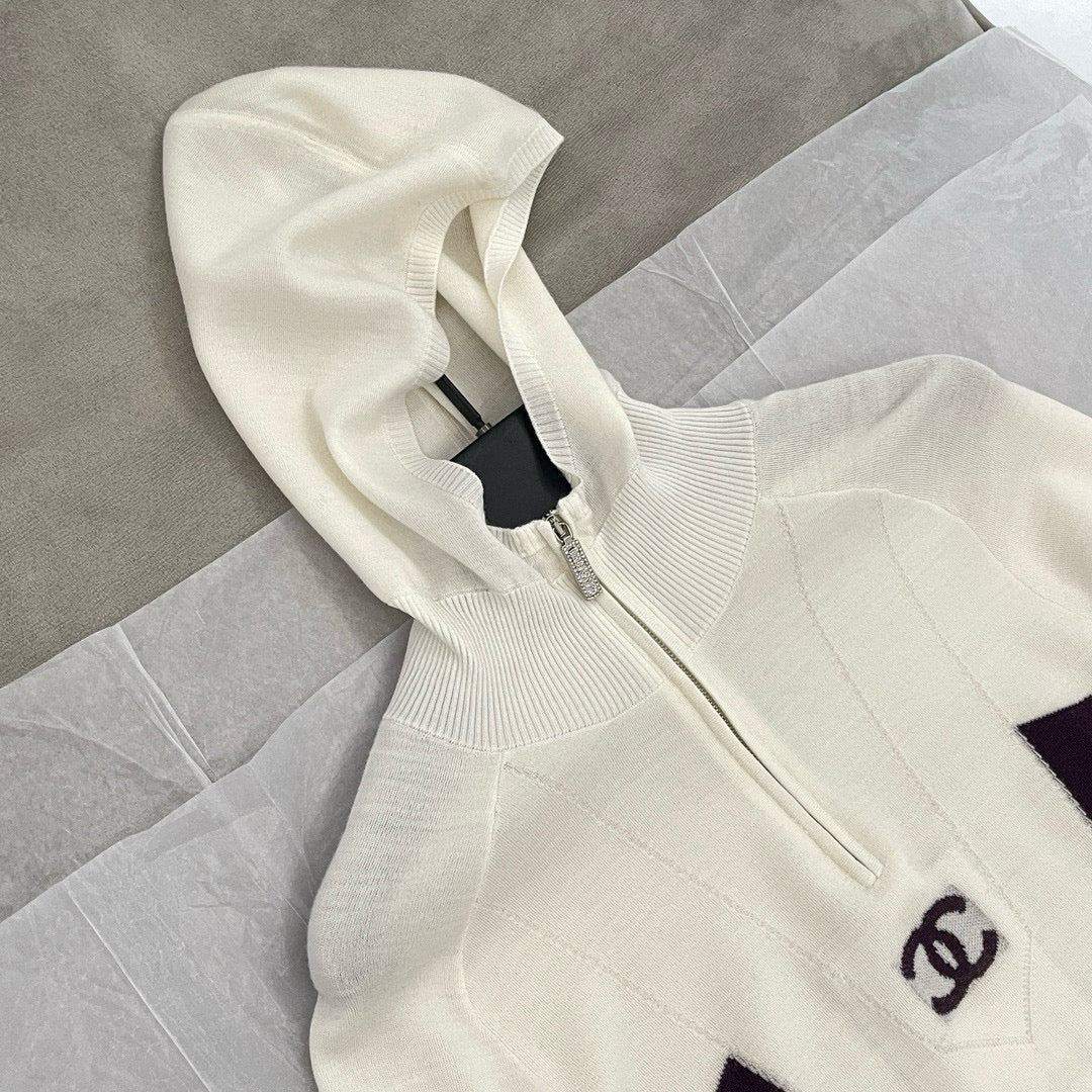 CC KNIT HOODIE