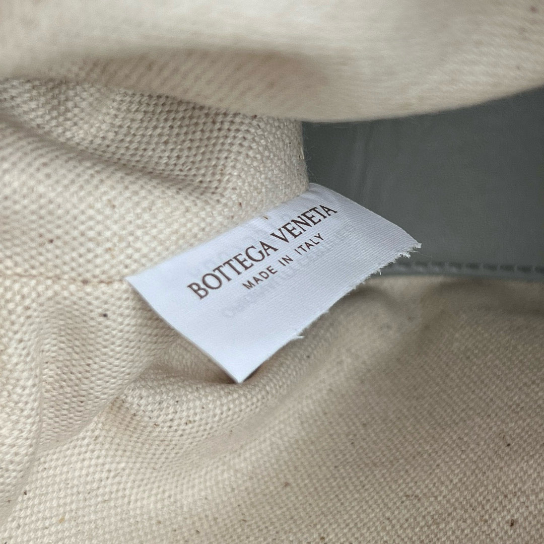 BOTT TOP HANDLE LOOP BAG