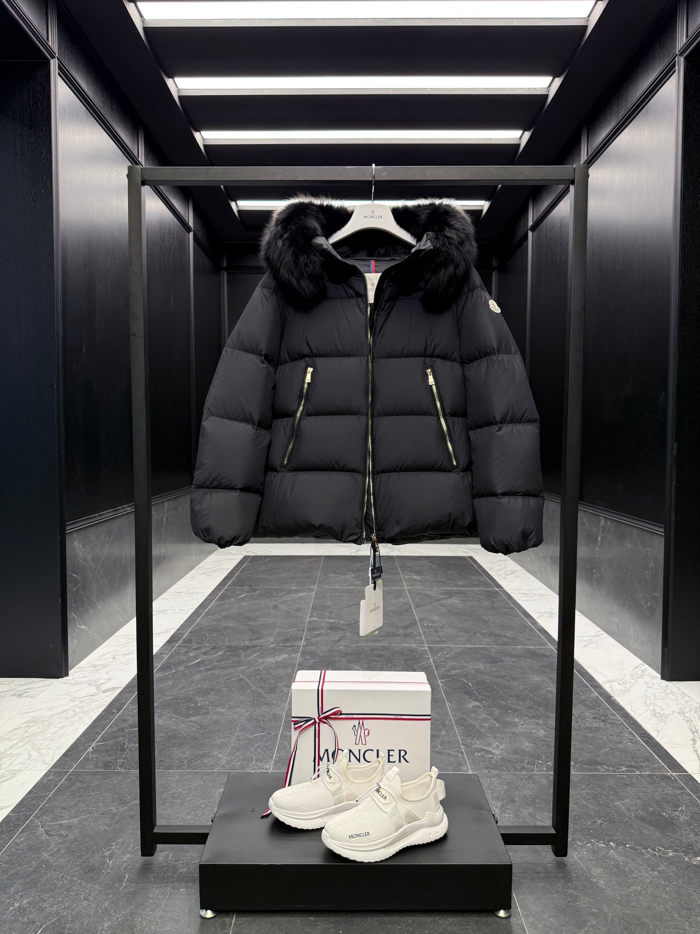 MONC LAICHEFUR JACKET