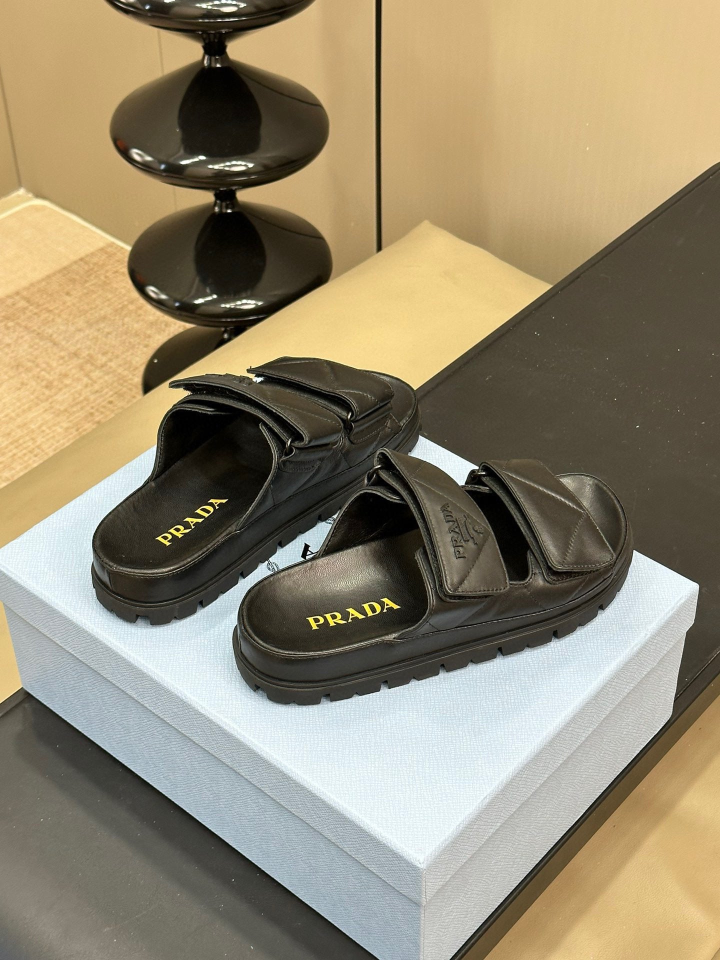 PD NAPPA LEATHER SLIDES