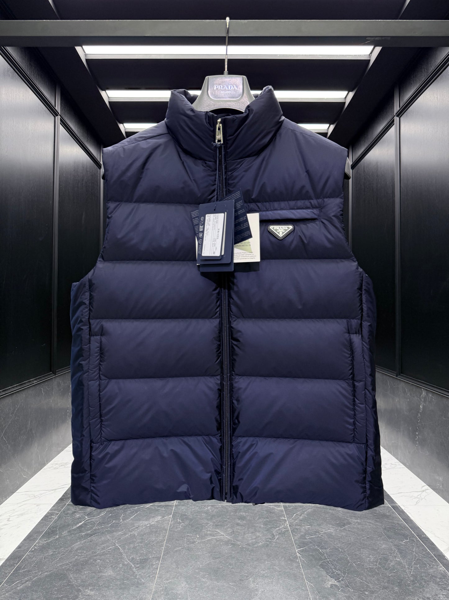 PD VEST