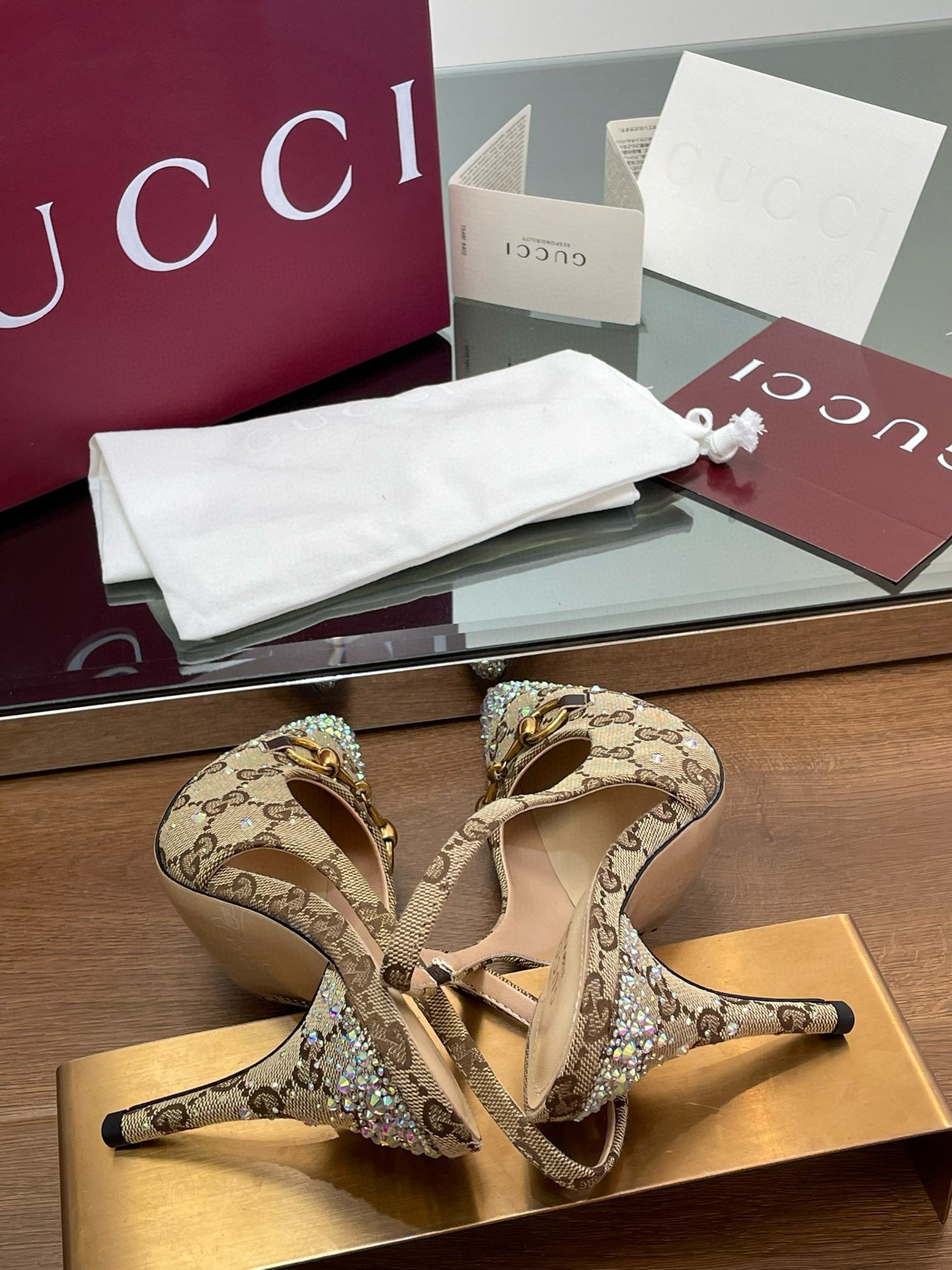 GG HEELS