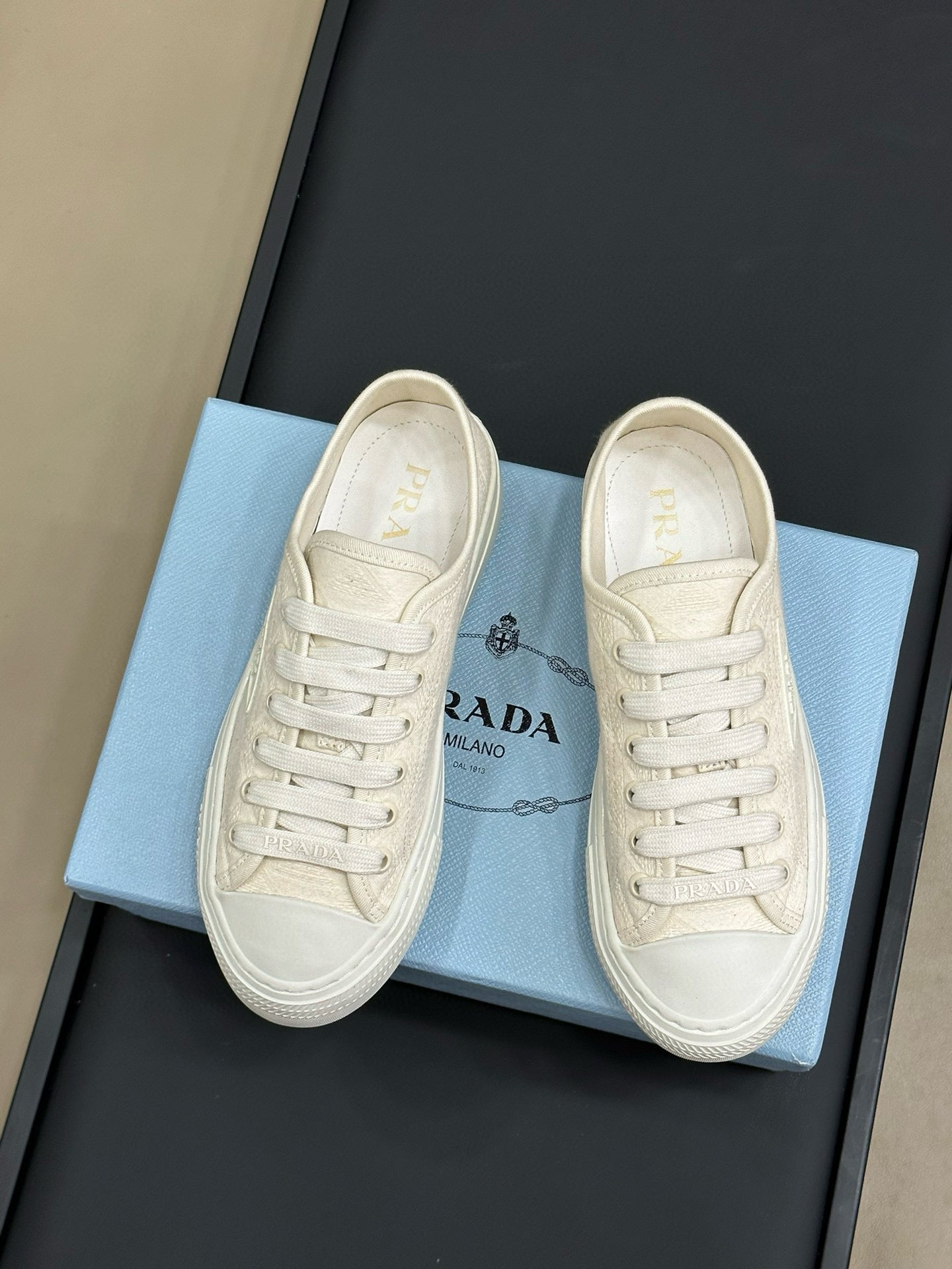 PD SNEAKERS