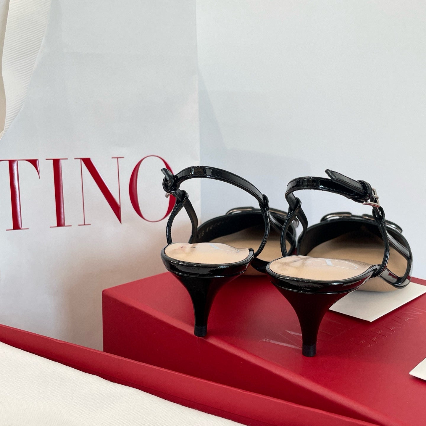 VAL HEELS