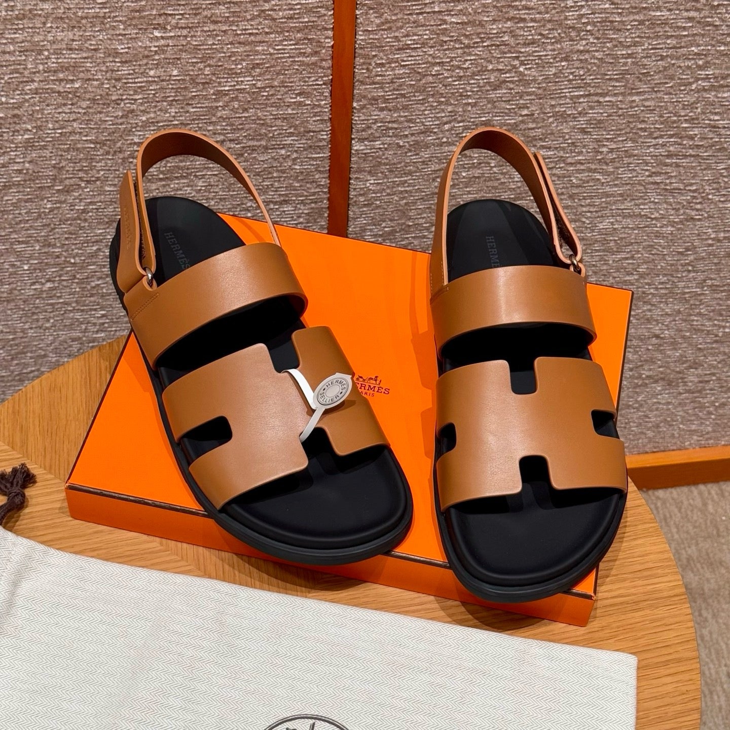 HERM GENIUS SANDALS