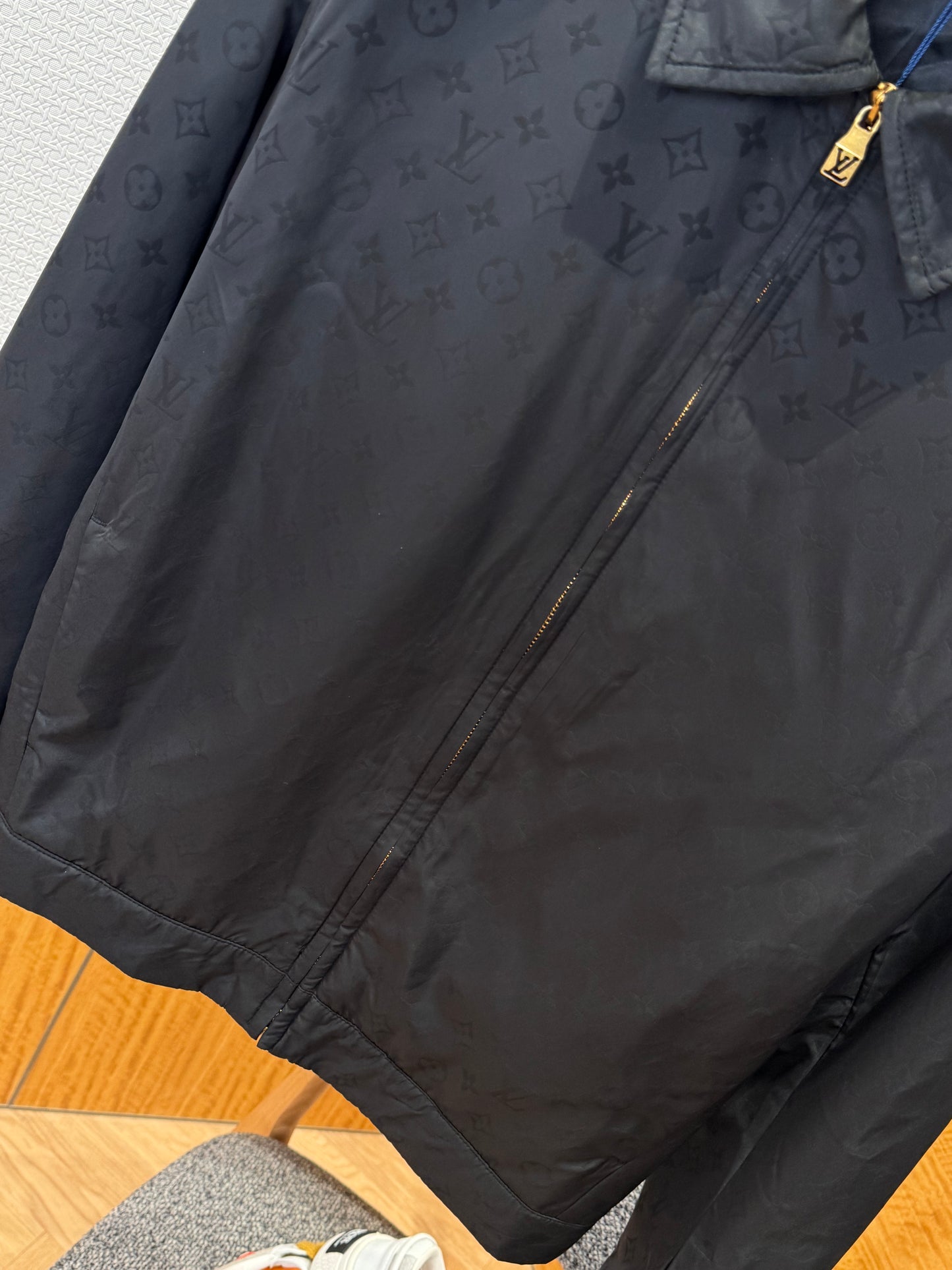 LOU JACKET