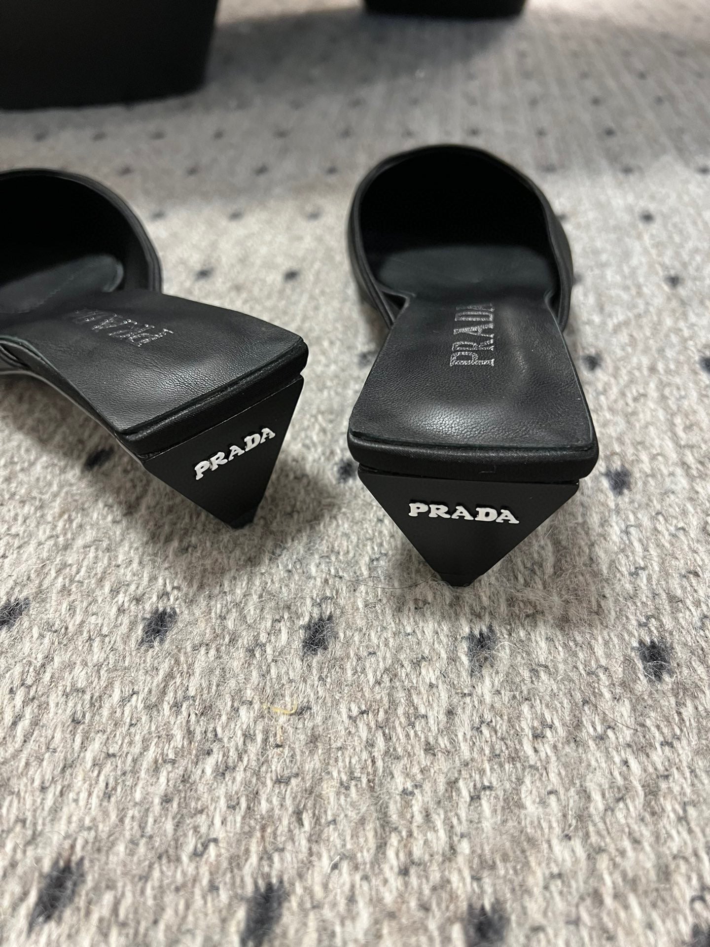 PD HEELS