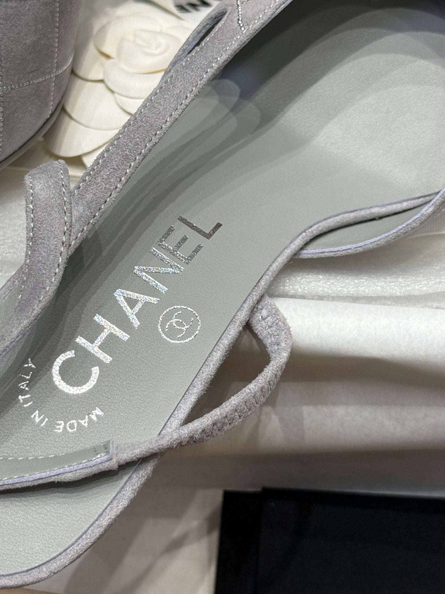 CC SLINGBACK PUMPS